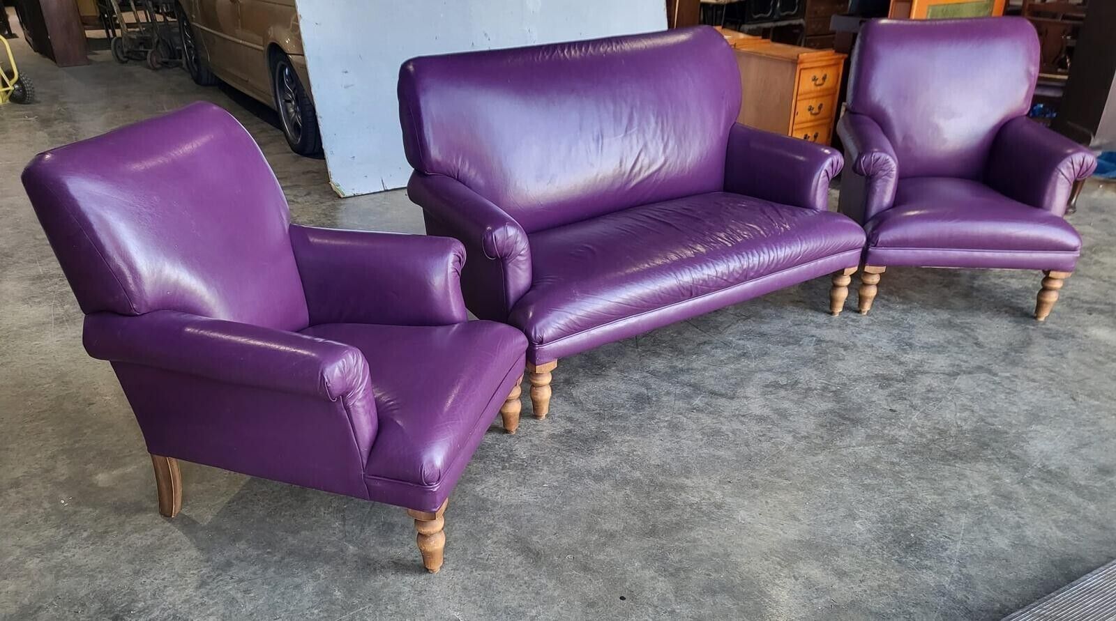 Antique Repro Leather 2 Seat Sofa 2 X Armchairs Wood Legs