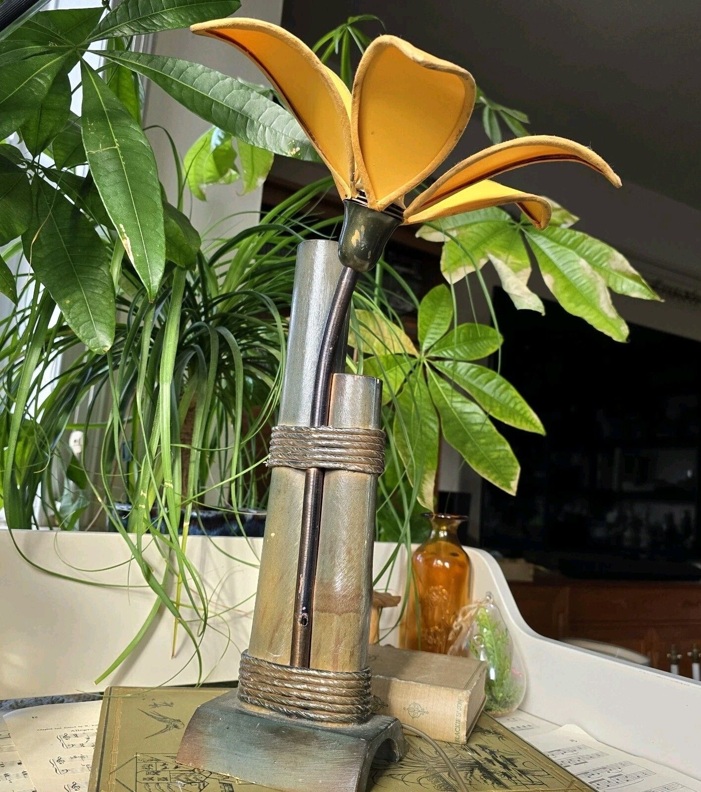 Vintage Table Lamp Lotus Flower Bamboo Mid Century Bohemian Mcm Rare photo vinterior