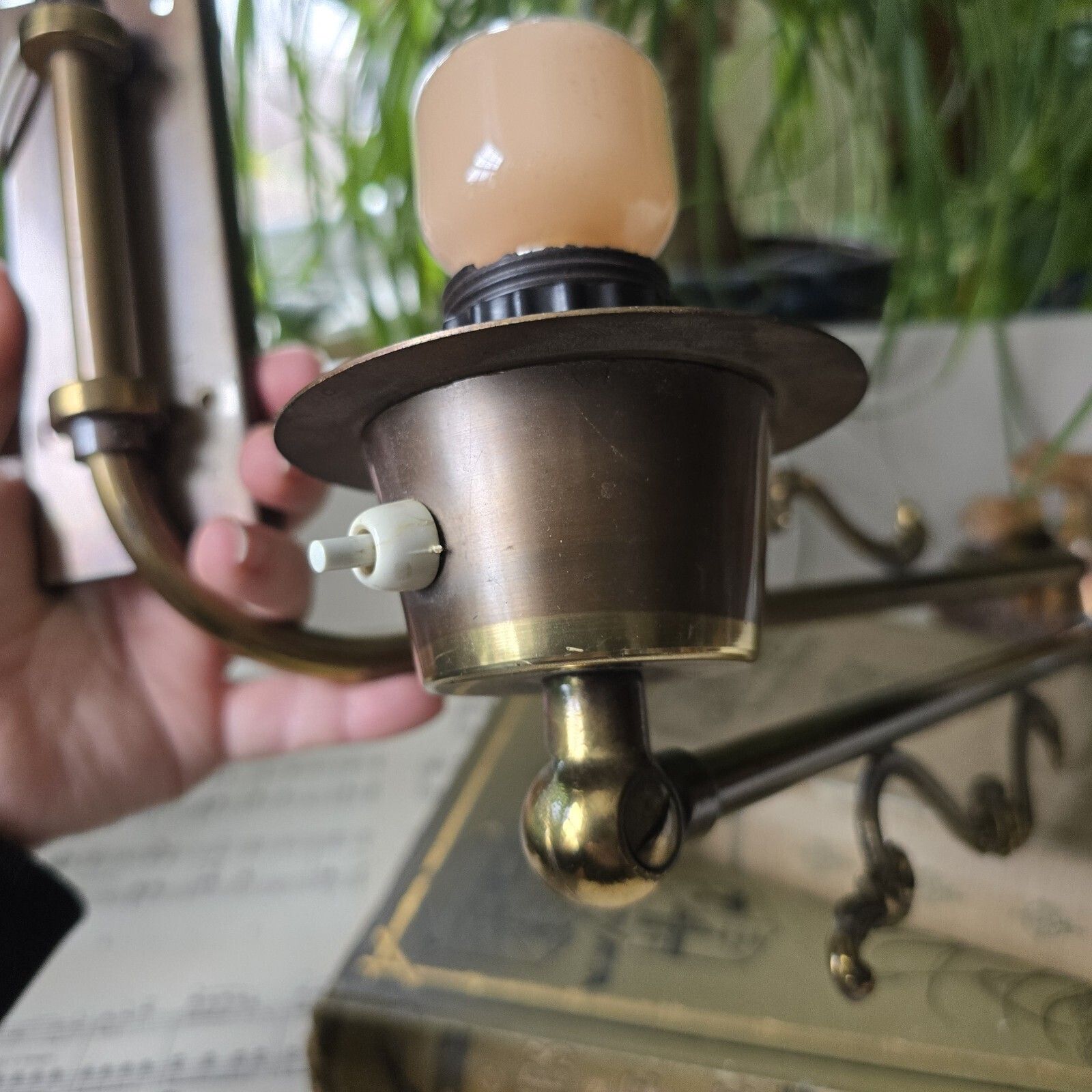 Vintage Articulated Swing Arm Lamp Wall Sconce Light Ornate Antique Brass Cottag photo buy