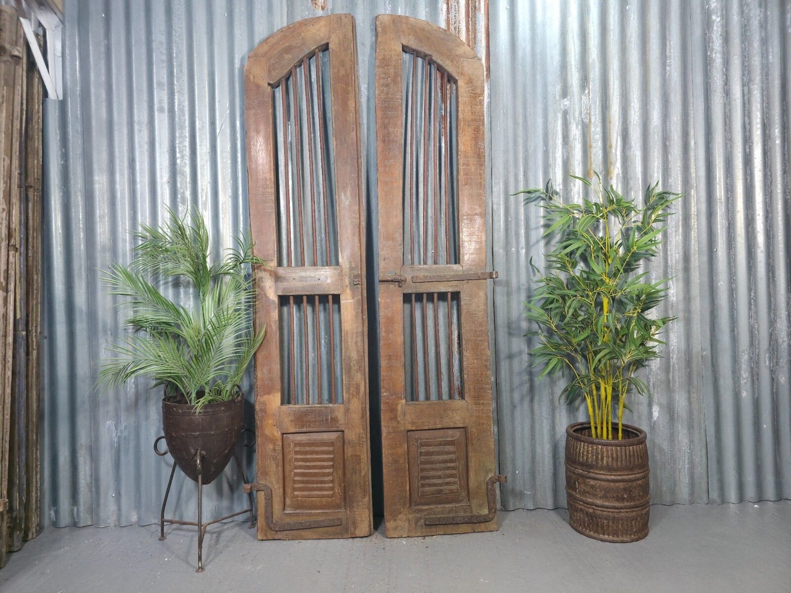 Pair Vintage Rustic Indian Wooden Iron Doors Garden Gates Room Divider Screen