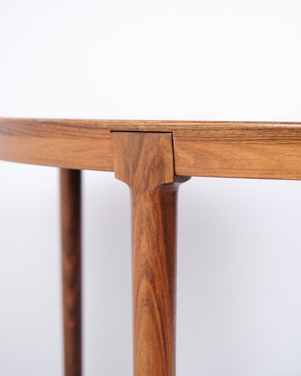 Round Rosewood Dining Table By Sannemanns Møbelfabrik, 1980s. photo 1568.0