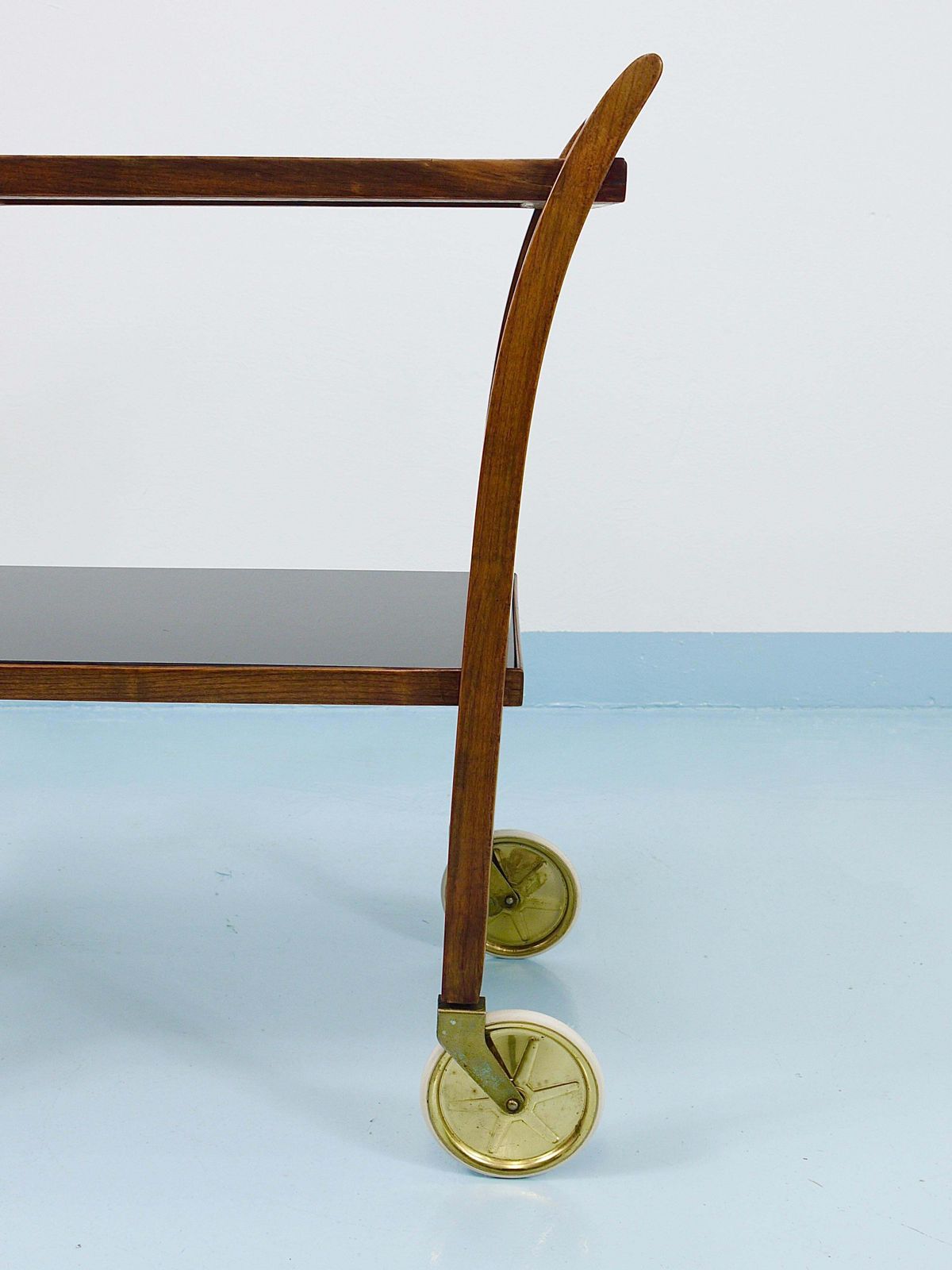 photo vintage Oswald Haerdtl Curved Walnut & Glass Bar Cart, Serving Trolley, 1950s