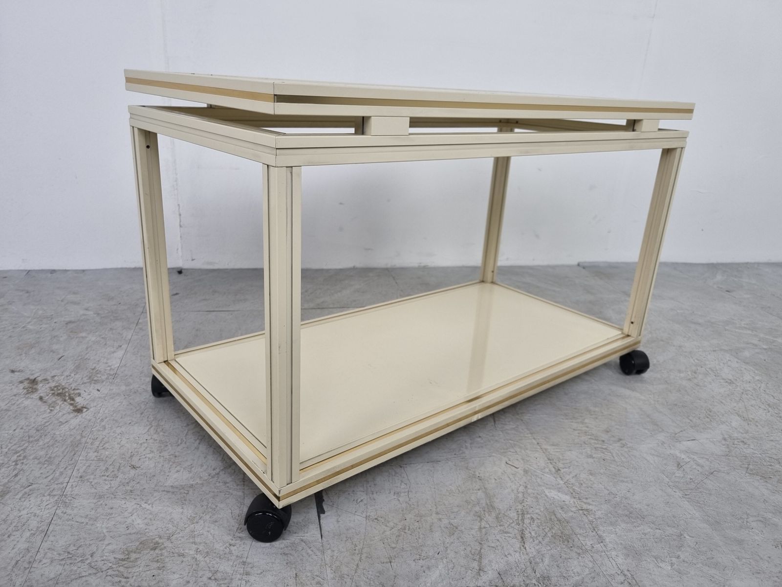 photo furniture Vintage Trolley By Pierre Vandel, 1980s