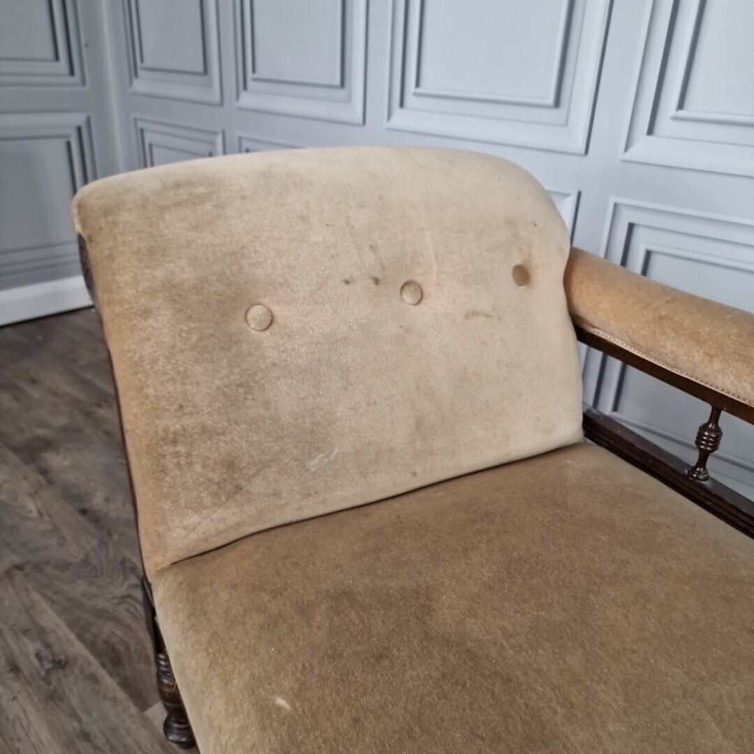 Antique Chaise Longue Carved Roll Rail Back Day Bed Seat Aesthetic Victorian photo vintage