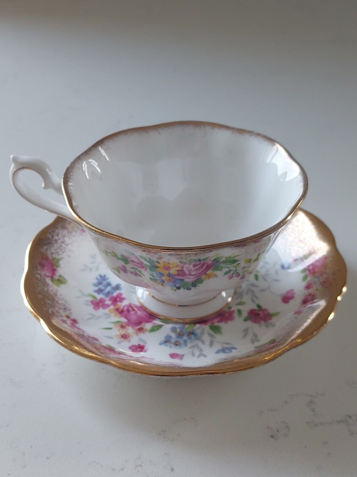 Royal Albert Teacup & Saucer Georgina Rose Pink Gold Tone Trim photo for sale