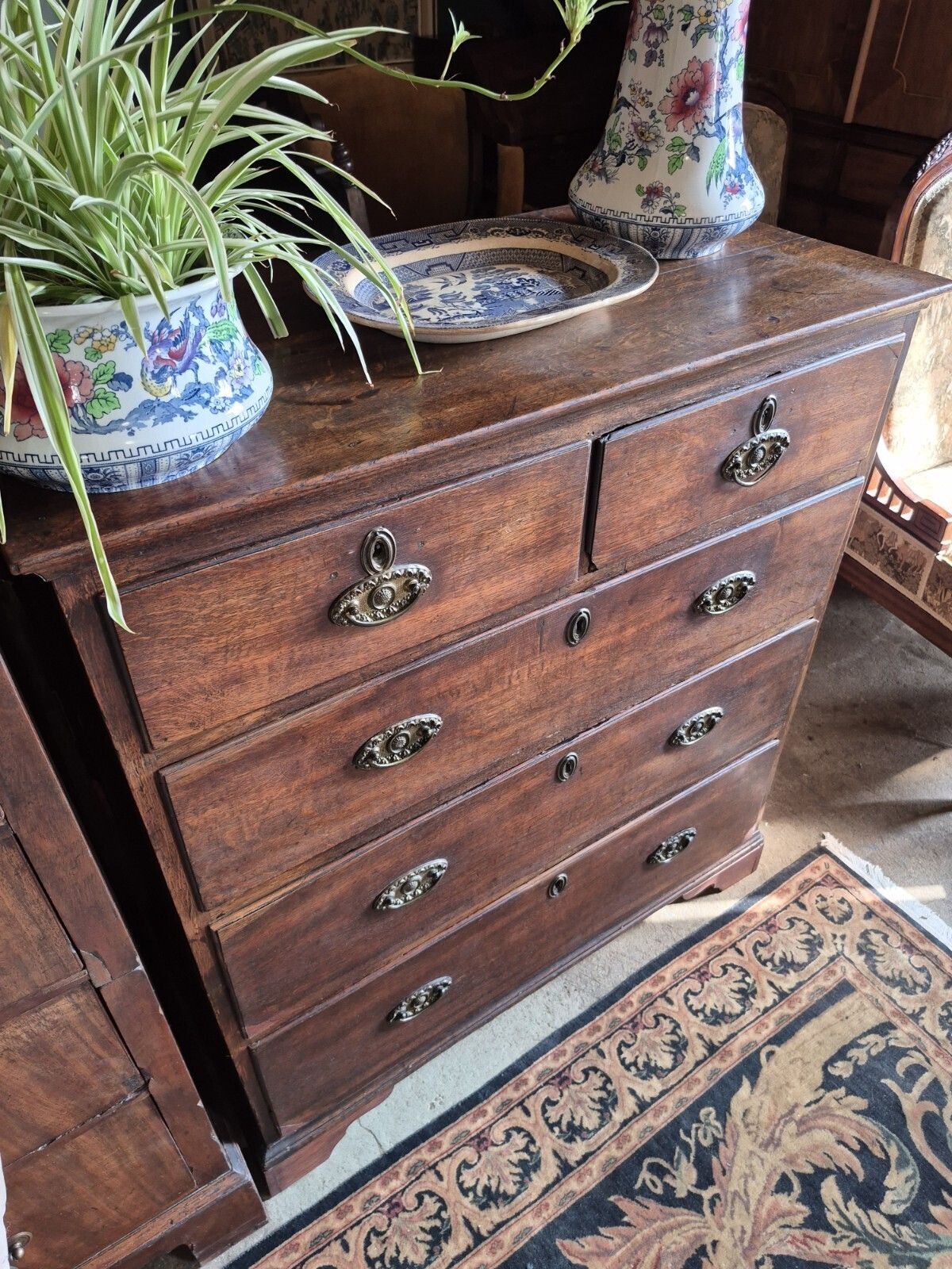 A Very Pretty Period Character 18th Century Oak Country House Chest Of Drawers photo buy