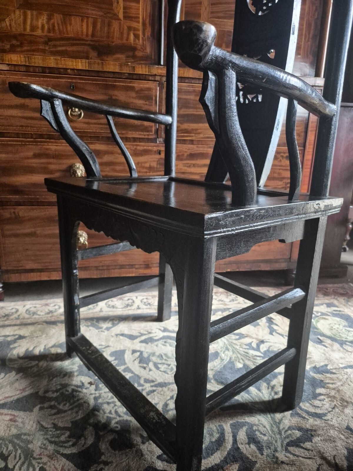 Stunning 19th Century Chinese Elm Black Laquered Yokeback Officials Hat Armchair photo buy