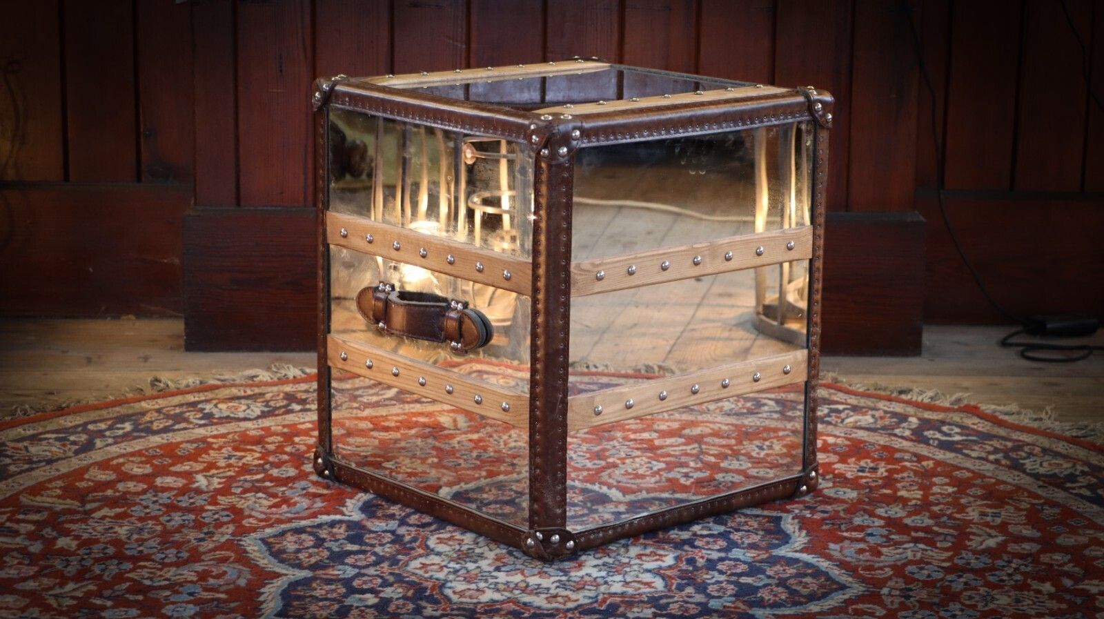 photo buy Stunning Timothy Oulton Stoneyhurst Sidetable Bedside Leather Shiny Steel