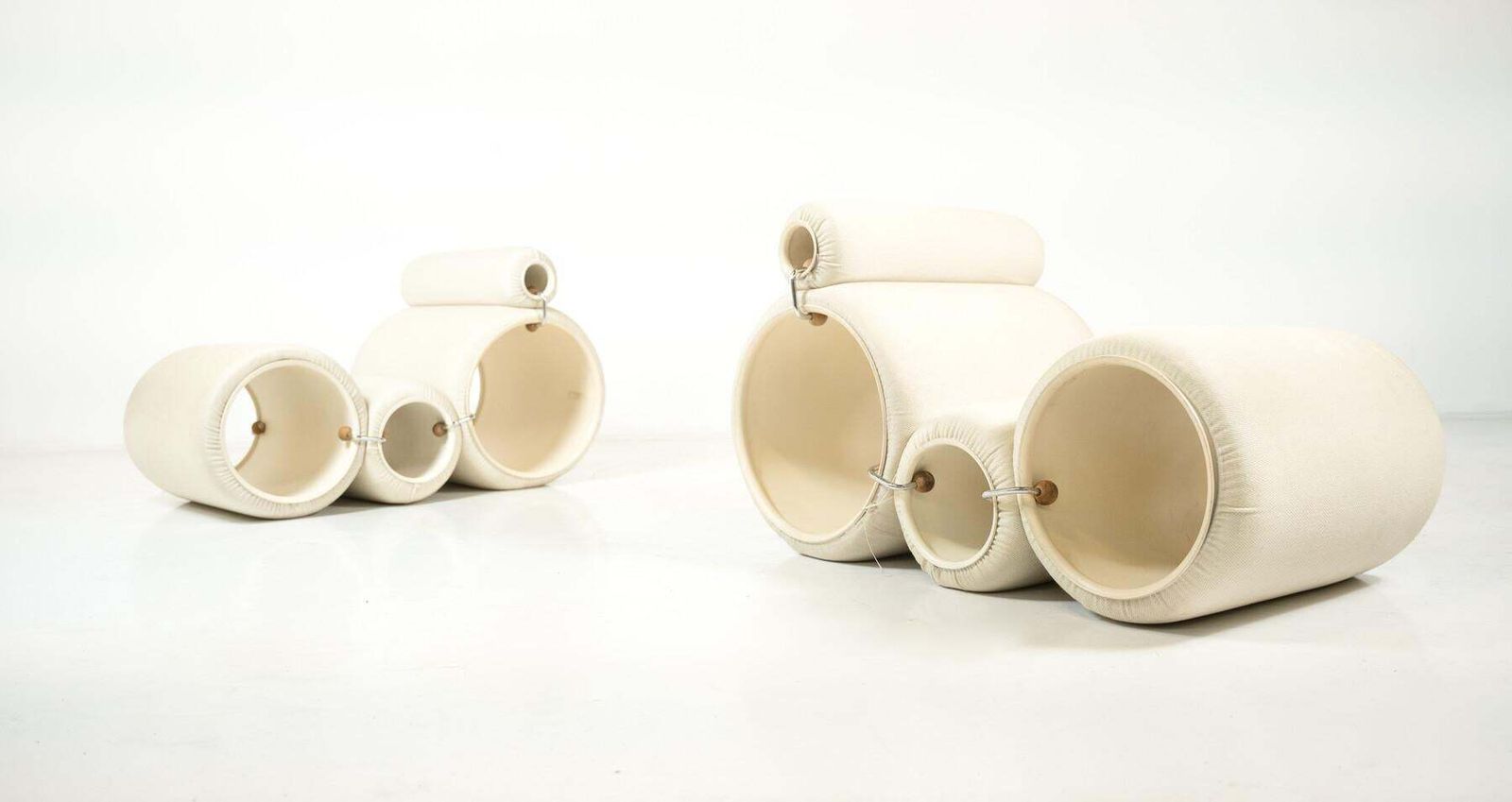 Furniture Early Edition Pair Of Joe Colombo Tube Chair For Flexform, Italy photo