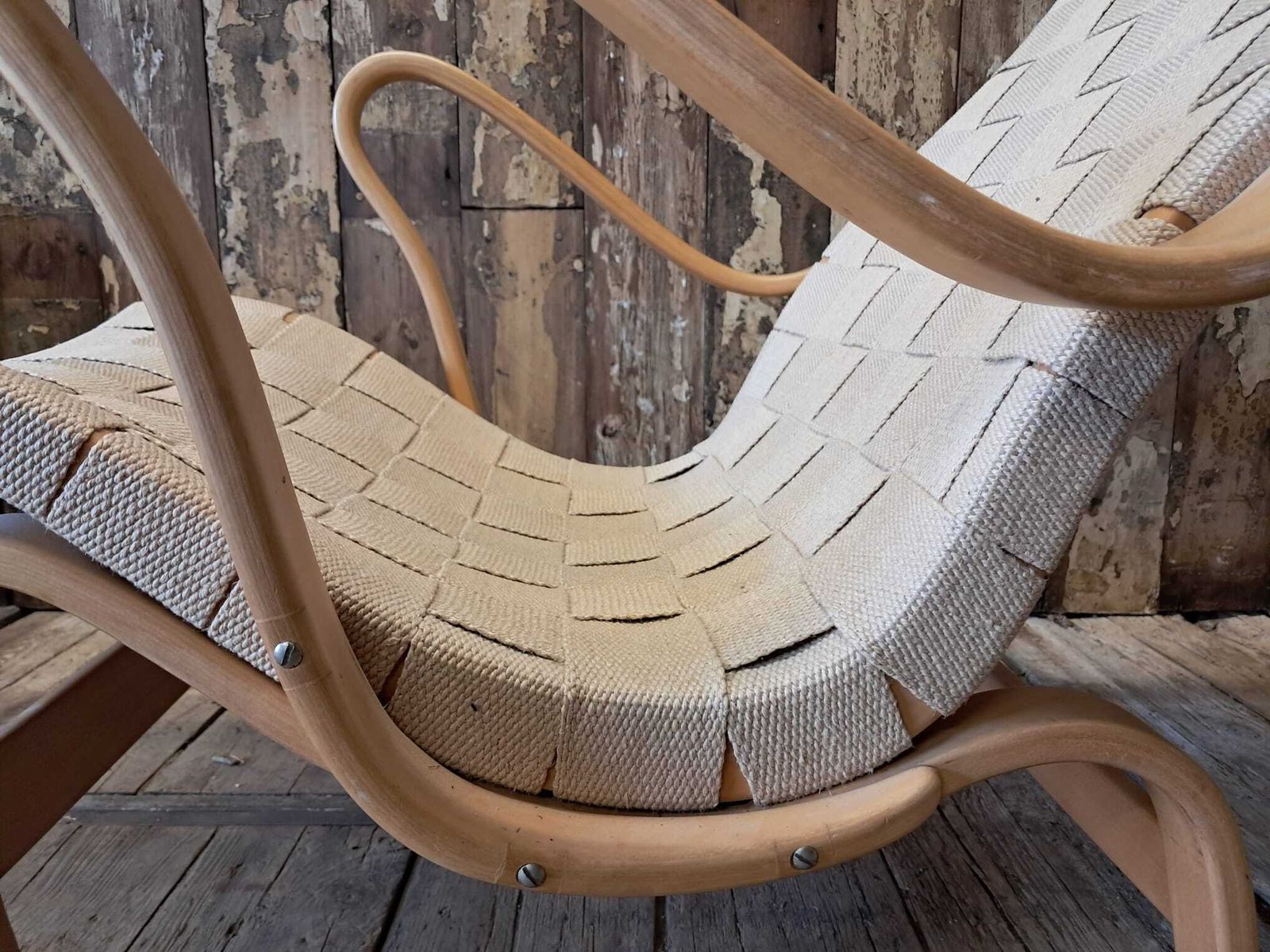 photo buy Bruno Mathsson ‘Pernilla’ Lounge Chair