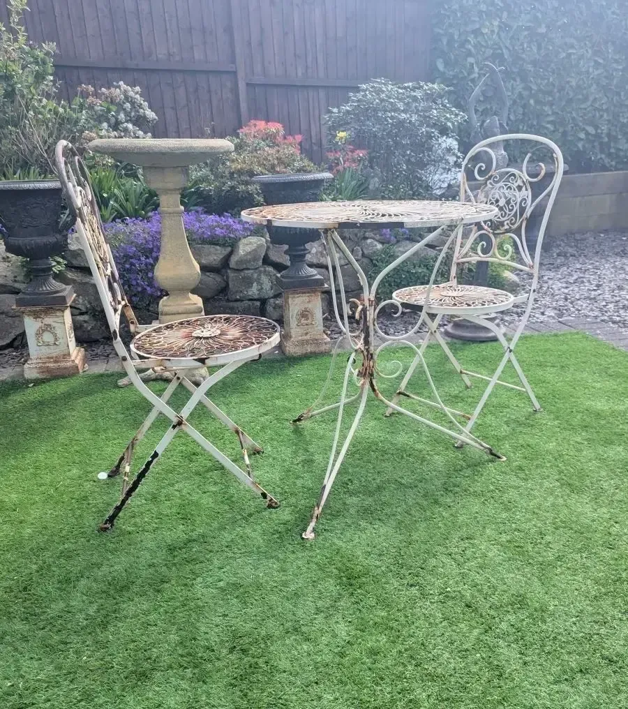 French Style Metal Patio Set Scrolling Pierced Detail   Delivery Available 0300. photo buy