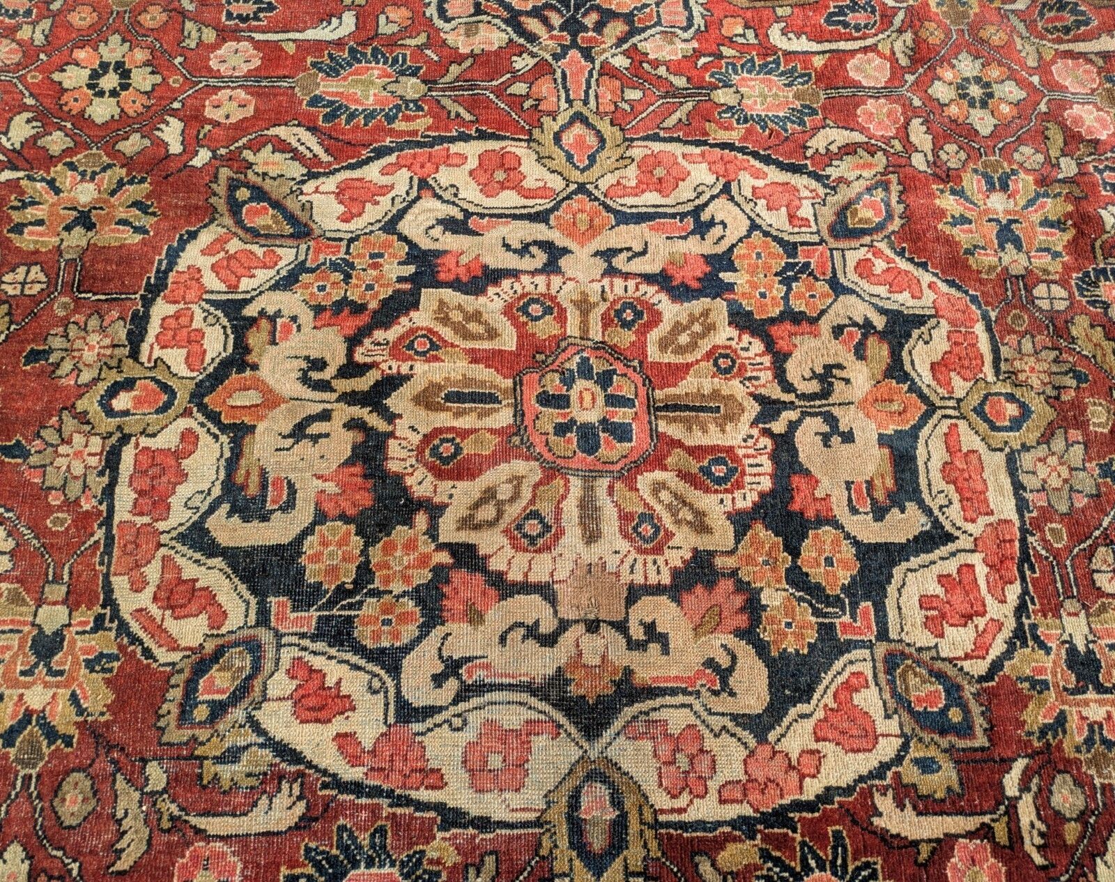 Large Mahal Rug Carpet. (406 Cms By 311 Cms ) photo Textiles