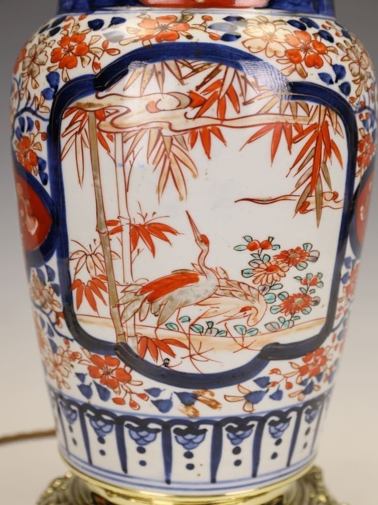 A Charming Meiji Period Japanese Imari Porcelain Table Lamp photo 895.0