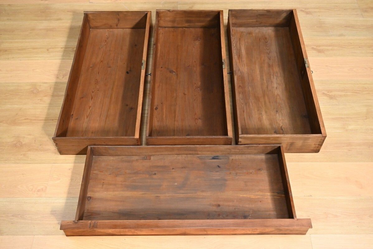 2692.0 Chest Of Drawers In Burr Walnut, Restoration Period – Part 1, 19th Century photo