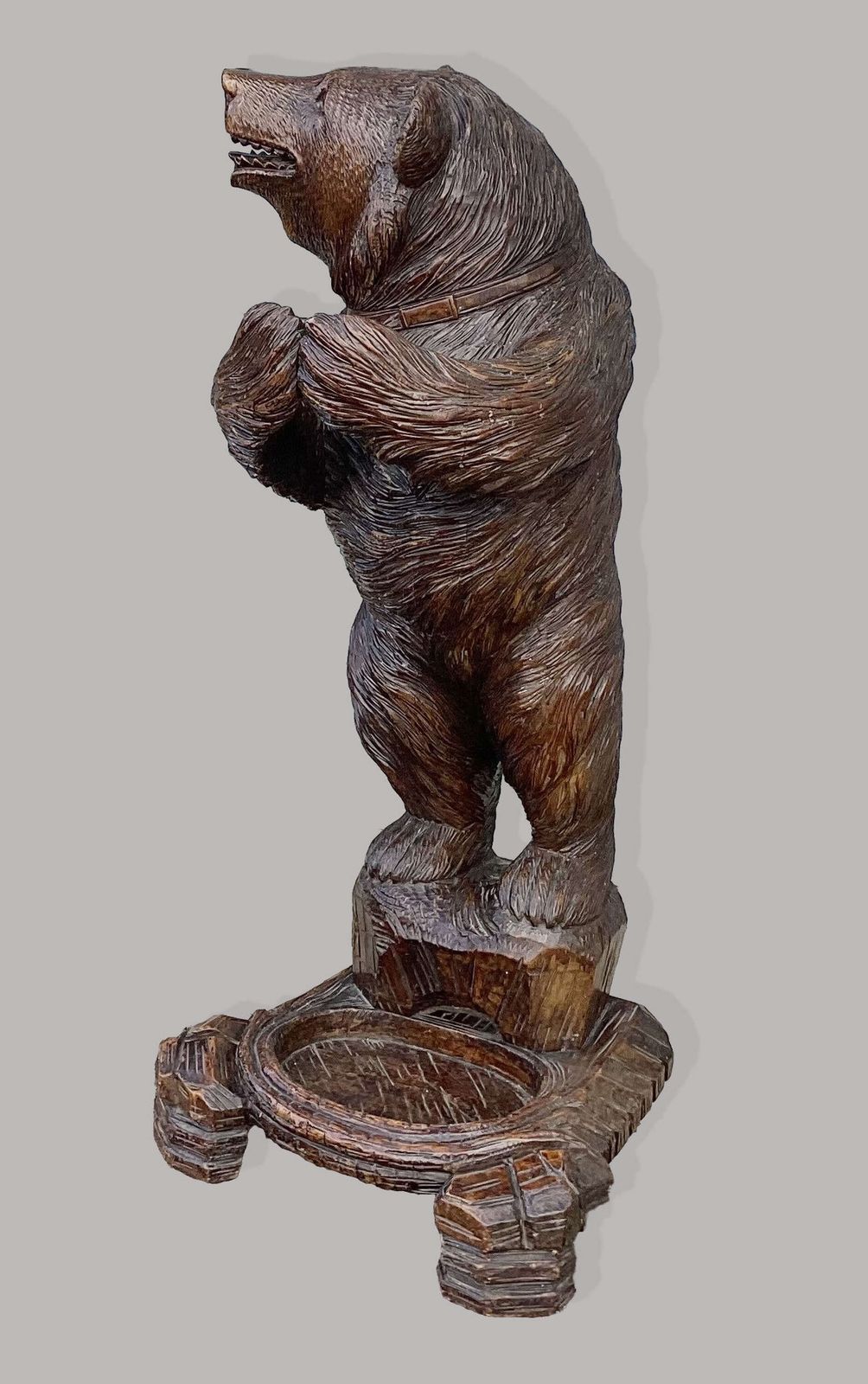 A Charming C19th 'Black Forest' Carved Bear Stick / Umbrella Stand photo vinterior