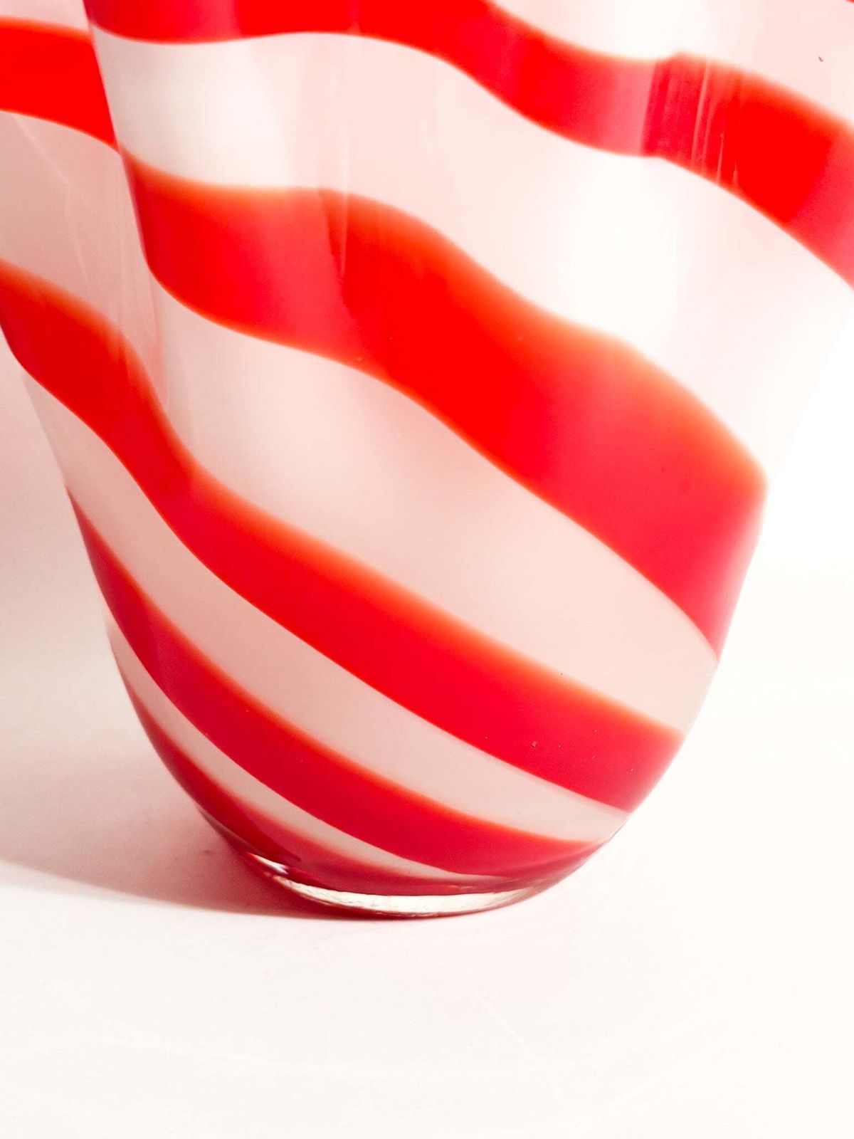 1980s White And Red Murano Glass Handkerchief Vase photo vintage