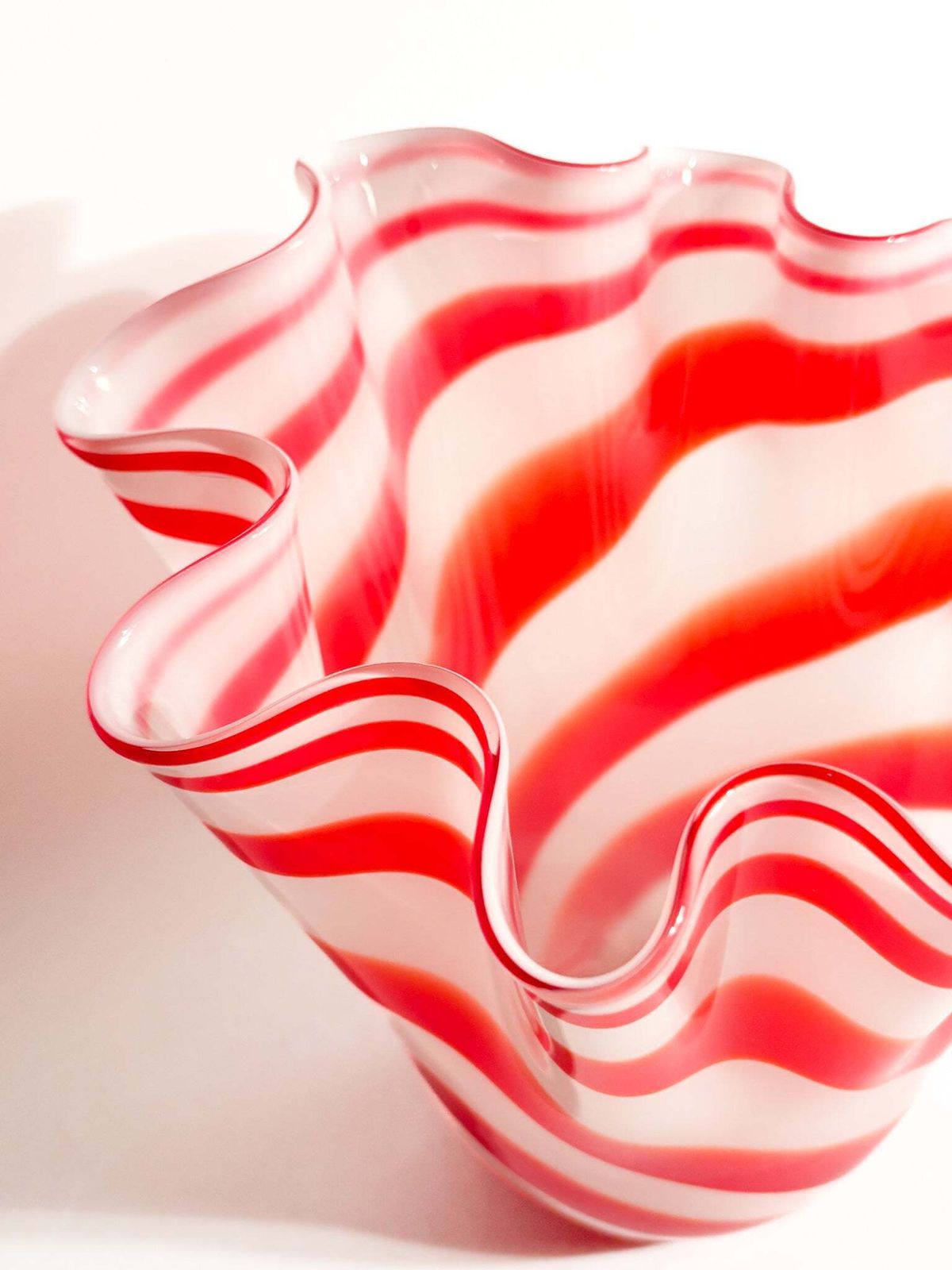 photo for sale 1980s White And Red Murano Glass Handkerchief Vase