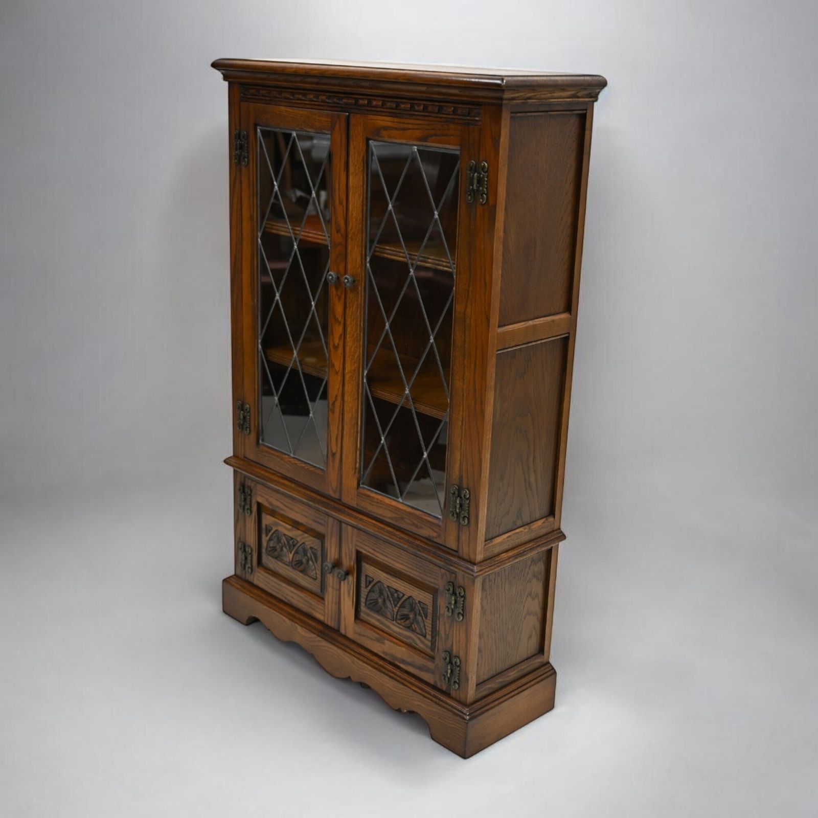 Old Charm Vintage Display Cabinet 2 Shelves Carvings Free Uk Delivery