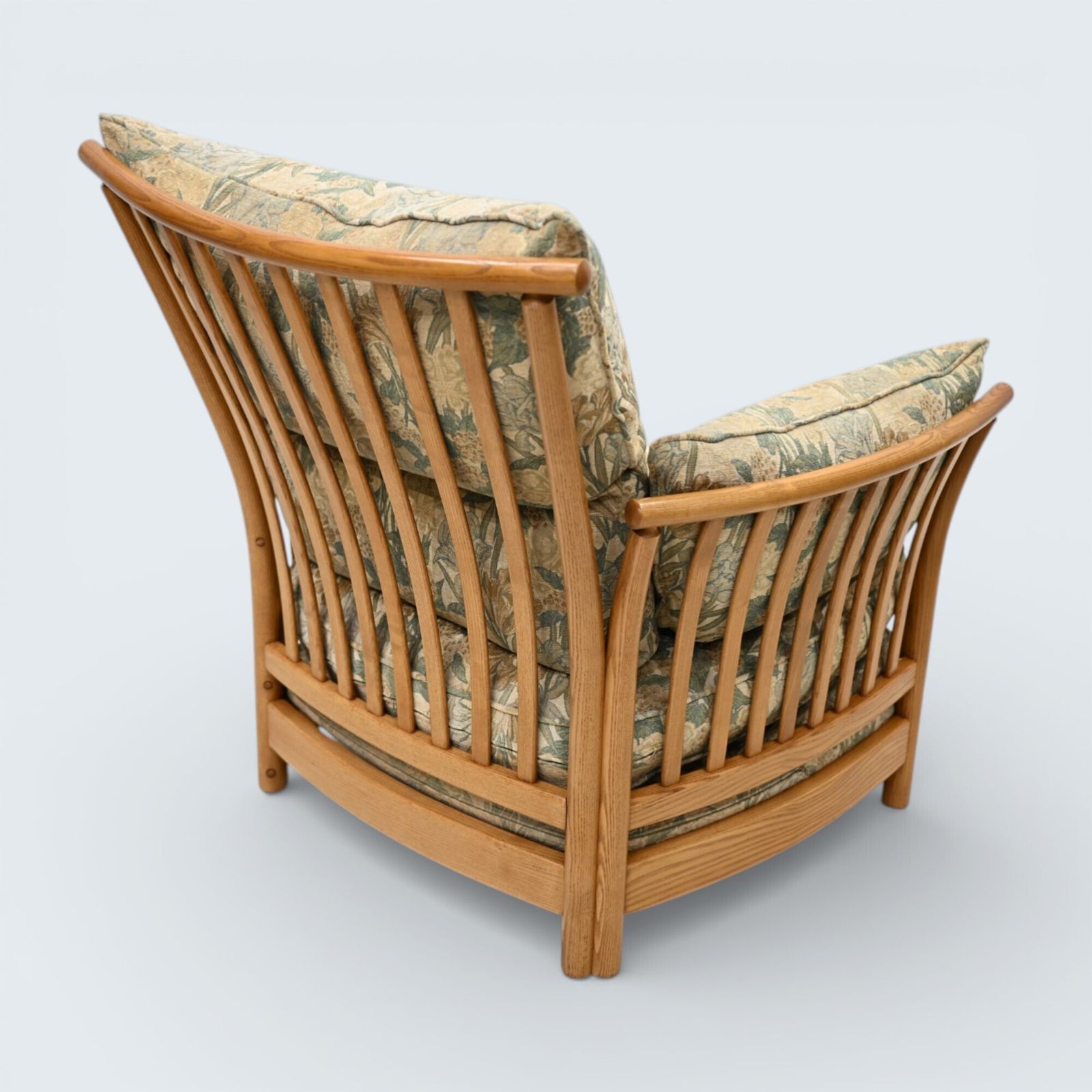 Ercol Renaissance Easy Chair Genuine Ercol Upholstery Light Finish Free Delivery photo vinterior