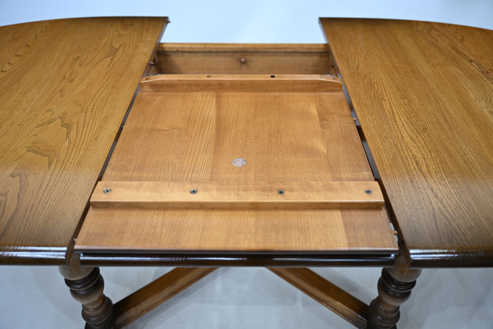 Furniture Ercol Woburn Extending Dining Table D End Seats 10 Model 705 Gd Free Uk Delivery photo