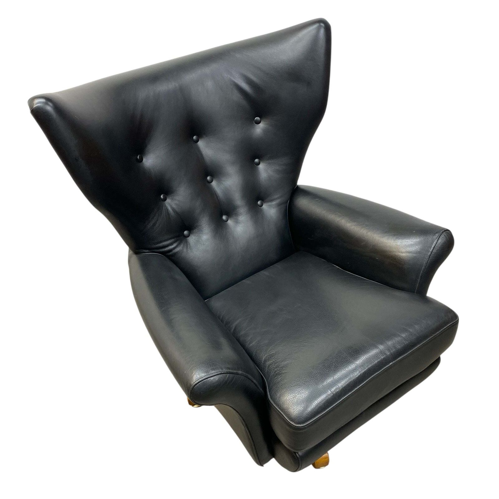 Vono "Model 6250 Style" Wing Back Swivel Chair. photo Furniture