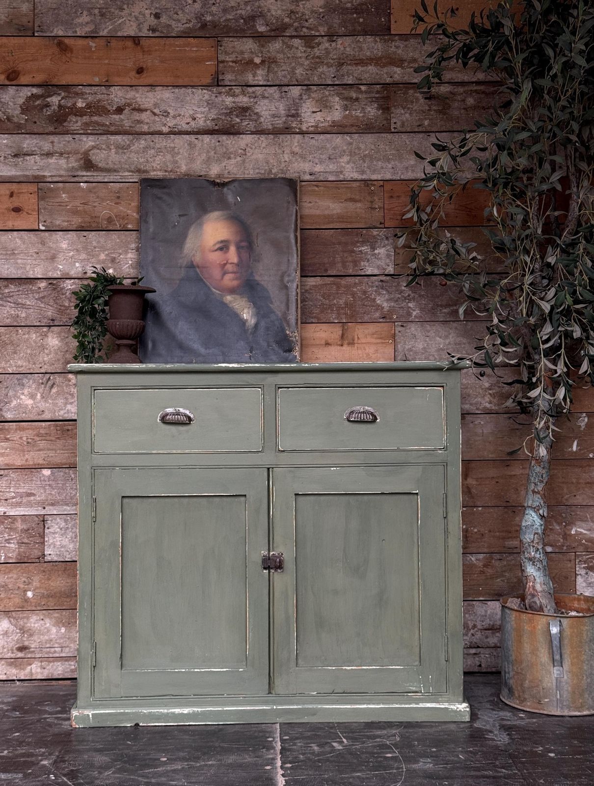 Rustic Old Pine Sideboard, 1920s photo vinterior