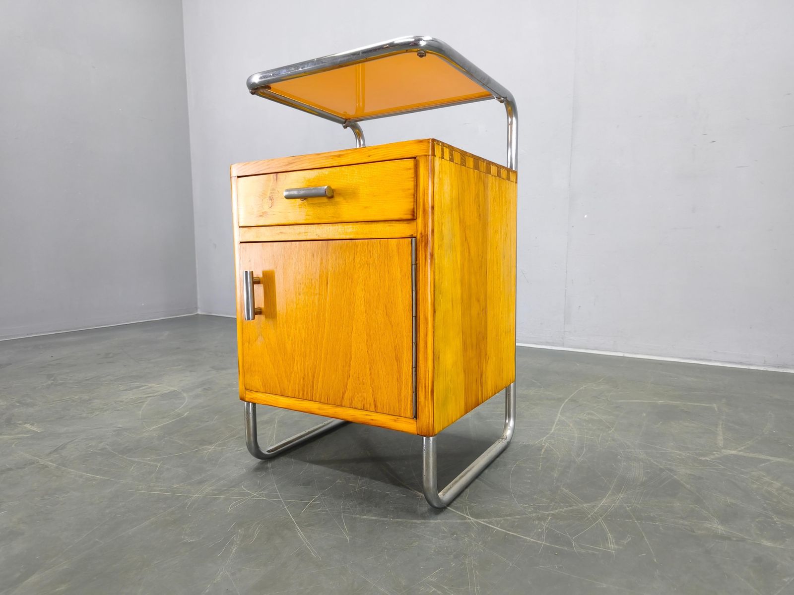 Furniture Bauhaus Chrome Tubular Nightstand With Glass Top, 1930s photo