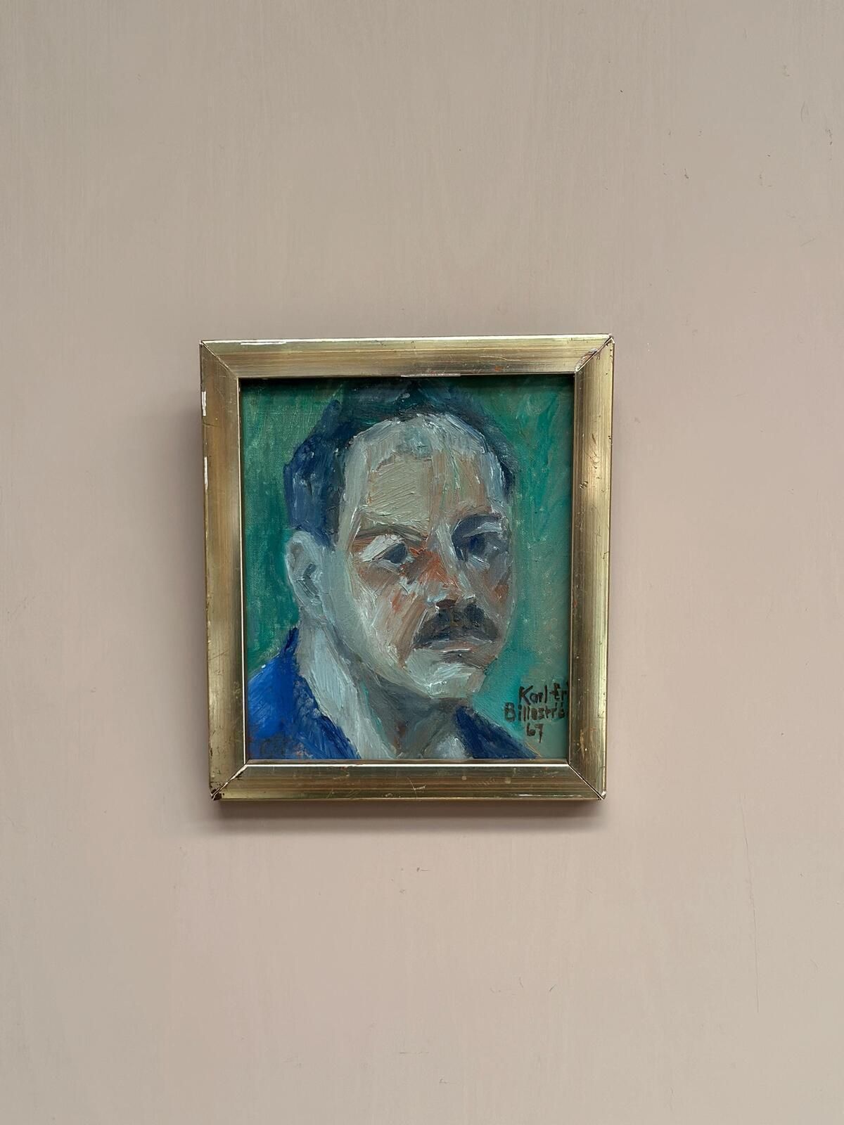 Original Swedish Oil On Canvas – “Portrait Of A Man” By Carl Erik Billeström –  1967 – Vintage & Framed – 22 × 26 Cm (8.7" × 10.2") photo vinterior