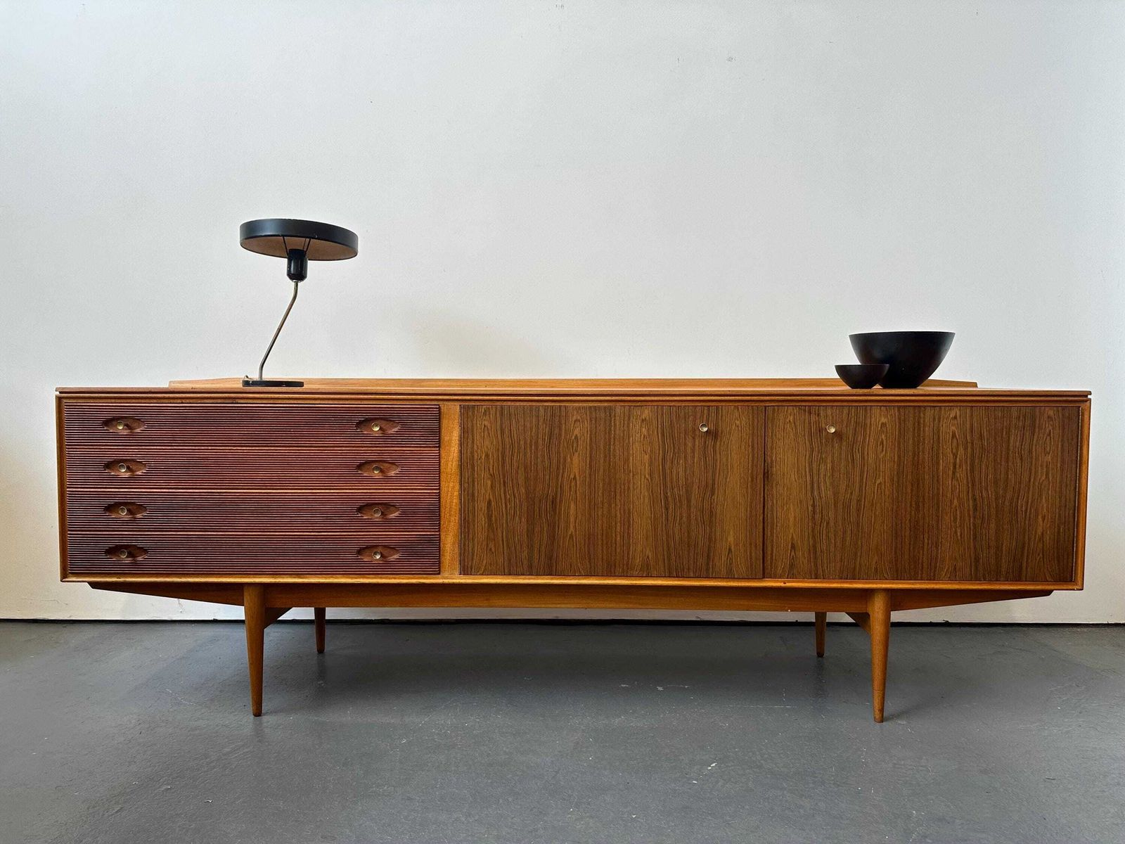photo furniture Vintage 1950s Robert Heritage For Archie Shine Hamilton Rosewood & Teak. Danish Heals Mid Century