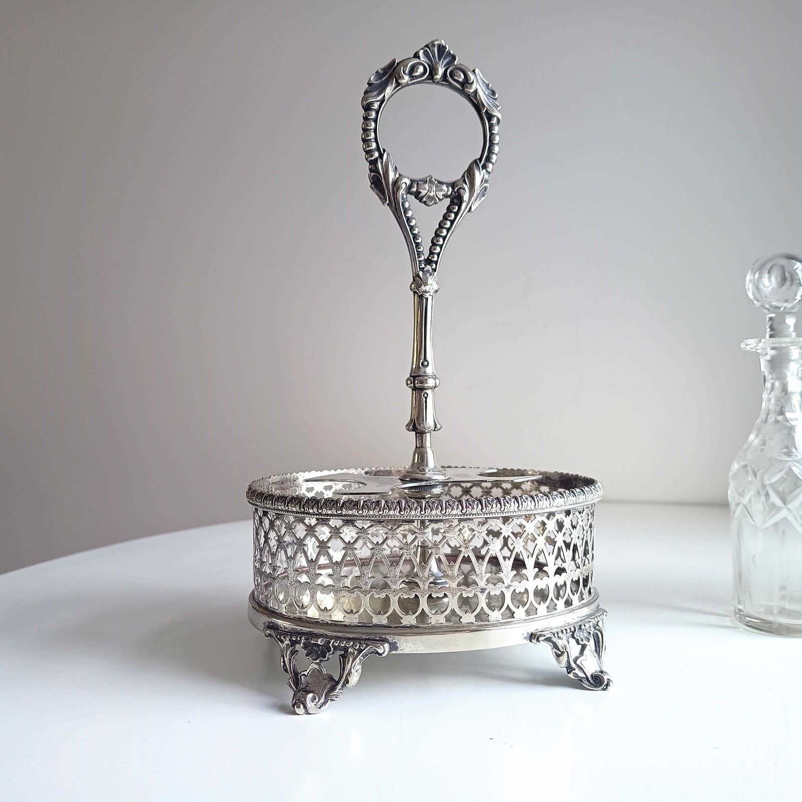 Antique English Silver Plate Cruet Stand & 4 Cut Glass Condiment Bottles, Belle Epoque photo 165.0