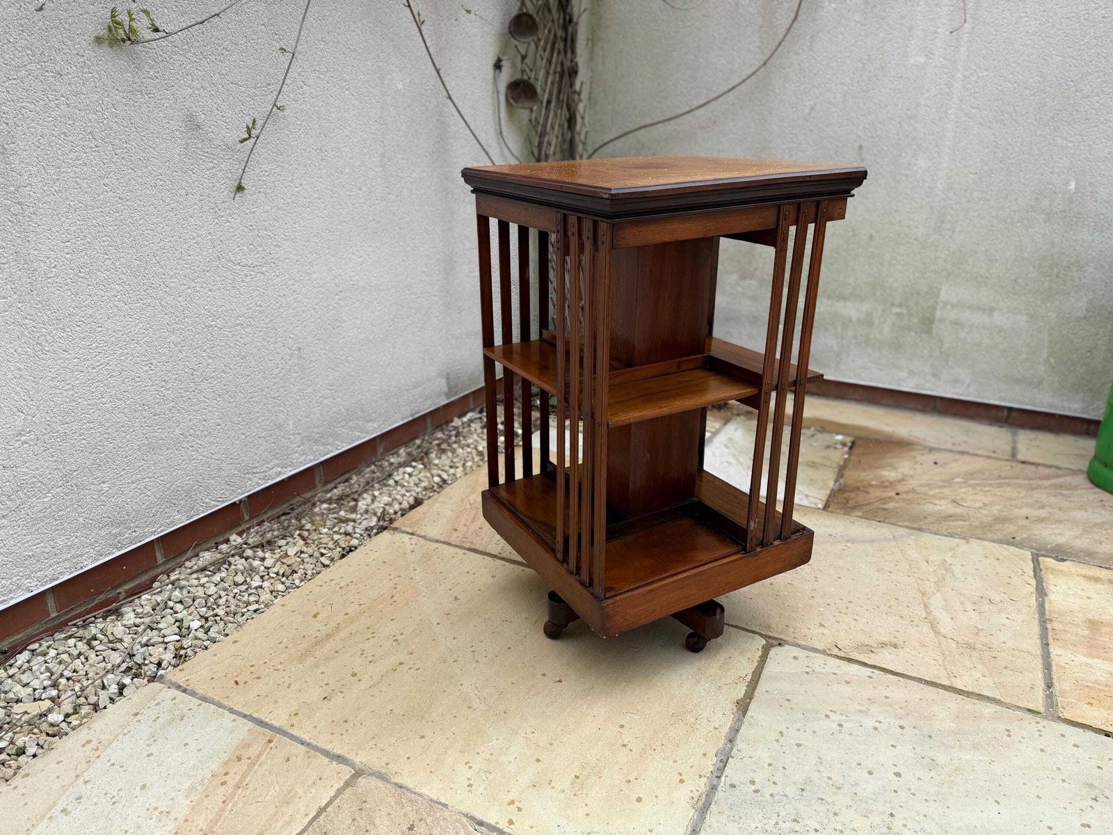 photo vinterior Antique Edwardian Oak Revolving Bookcase