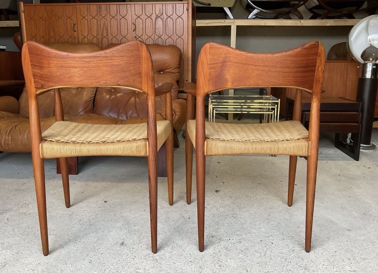 photo for sale Set Of 2 Danish Carver Dining Chairs By Arne Hovmand Olsen For Mogens Kold