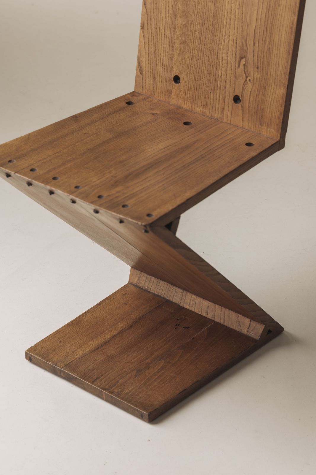 Early Zig Zag Chair By Gerrit Thomas Rietveld For Gerard Van De Groenekan, 1960s photo vinterior