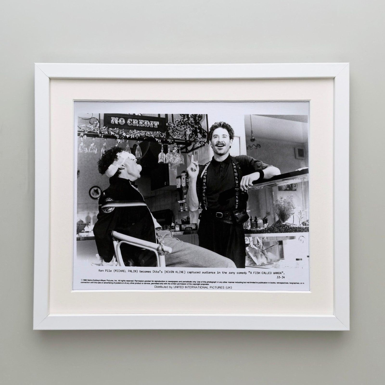 Photo de presse « A Fish Called Wanda » 1988, encadrée photo Art
