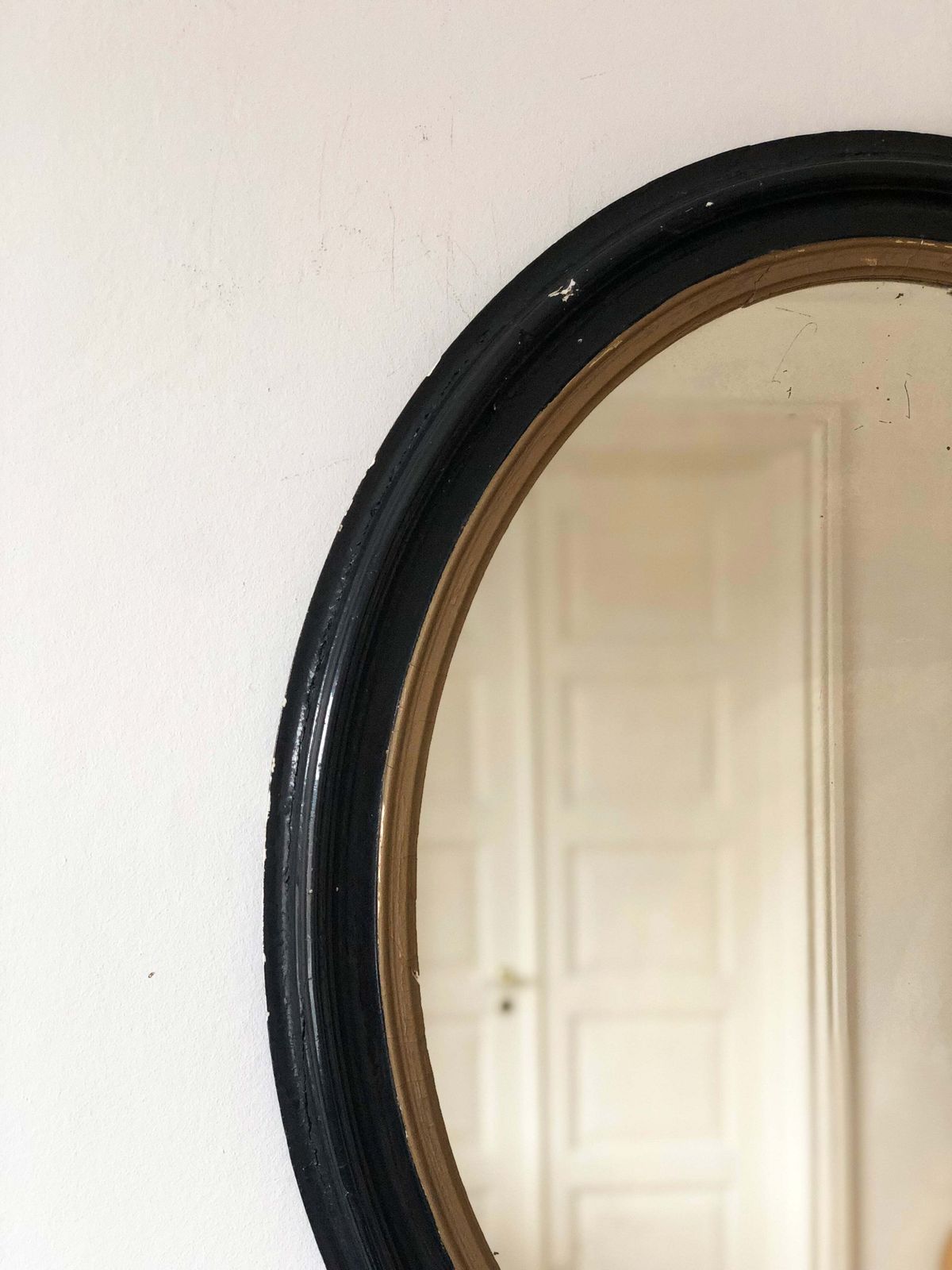 Large Antique French Louis Philippe Oval Mirror – Black And Gold, Late 19th Century photo vintage