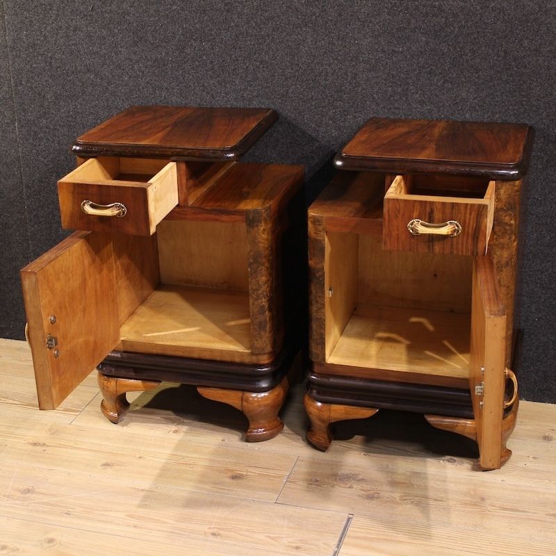 Paire de tables de chevet italiennes du XXe siècle photo vintage