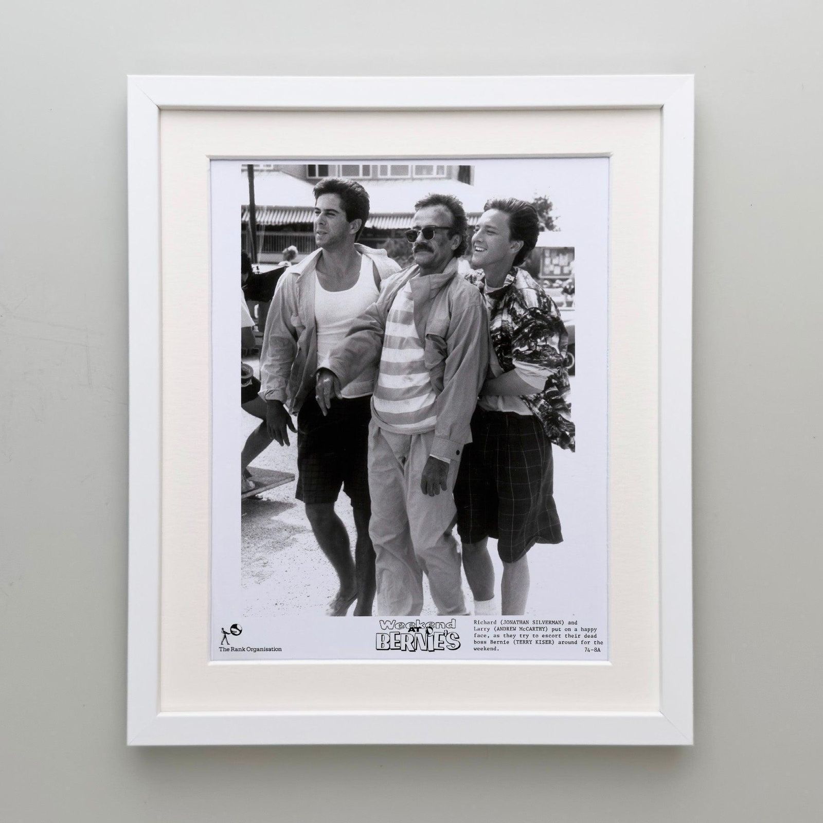 Weekend At Bernies 1989 Publicity Film Movie Press Still Framed photo Kunst