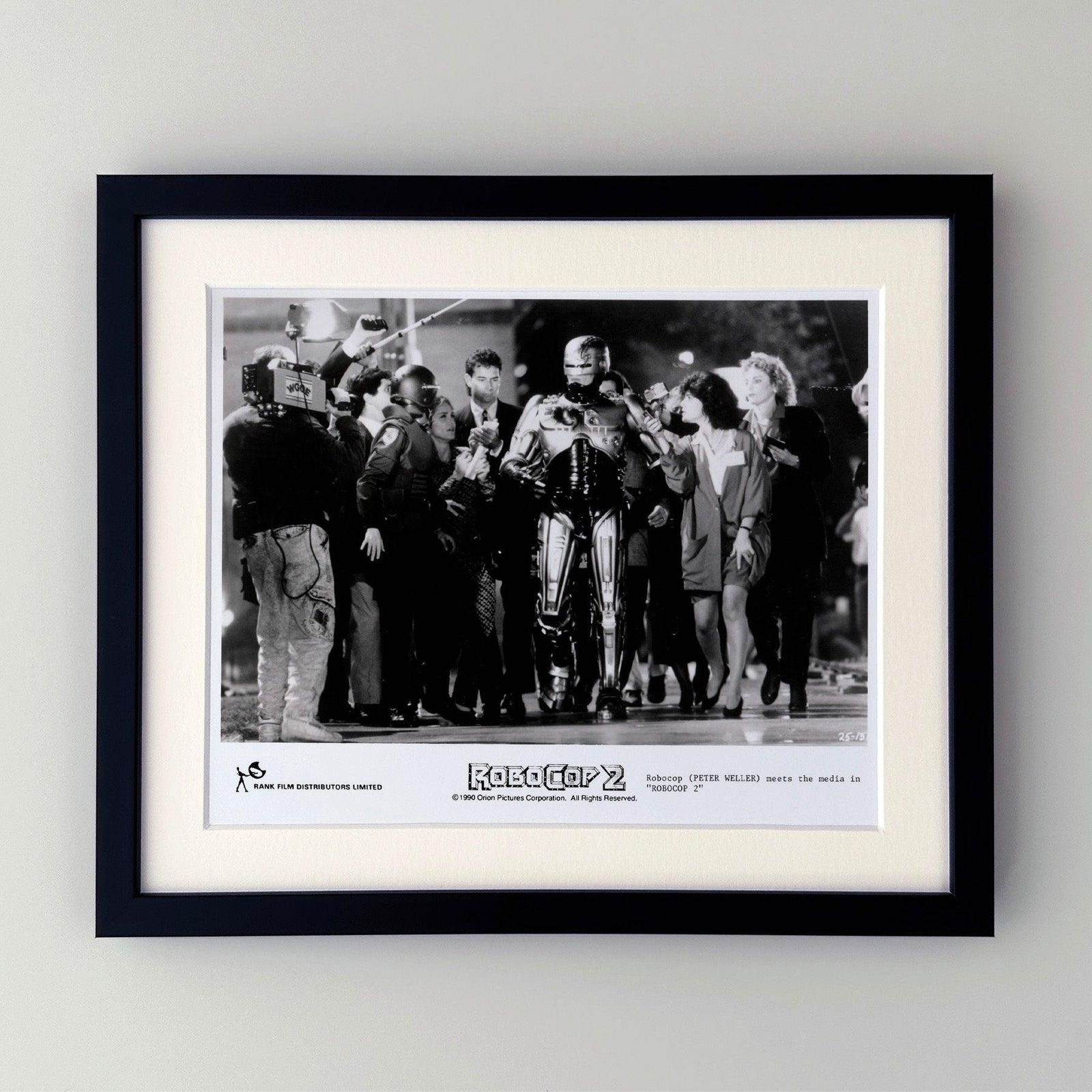 Photo de presse originale Robocop 2, 1990, encadrée photo furniture
