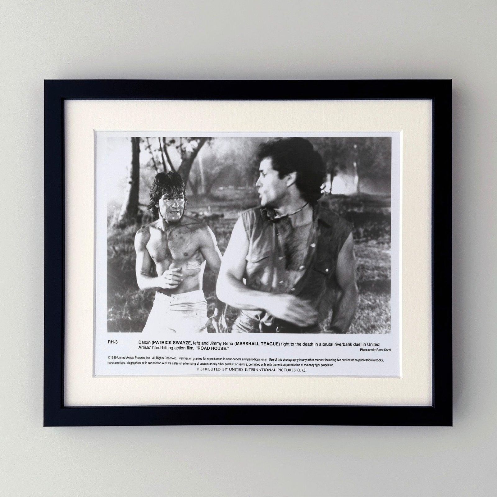 Road House 1989 Publicity Film Movie Press Still Framed photo furniture