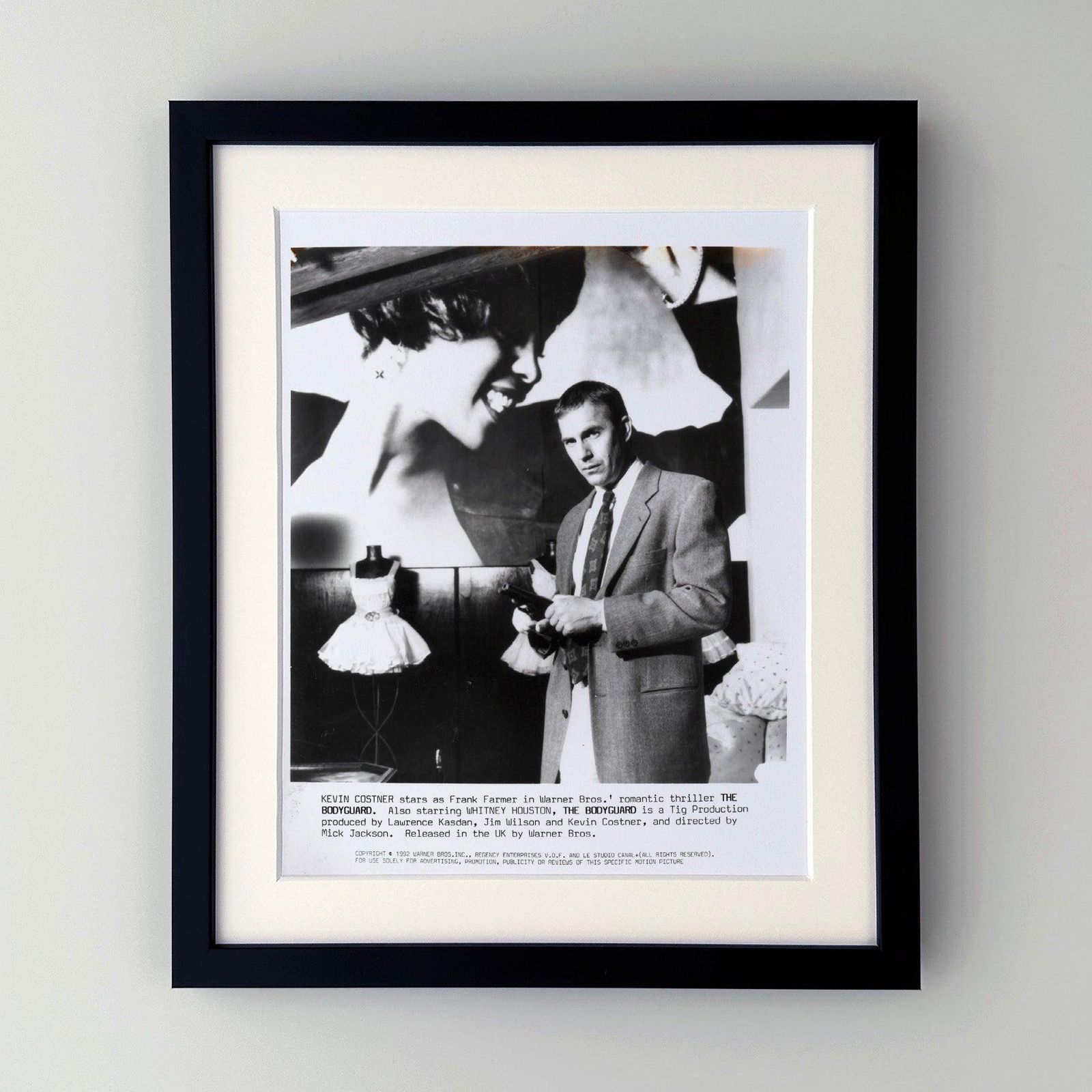 The Bodyguard 1992 Publicity Film Movie Press Still Framed photo furniture