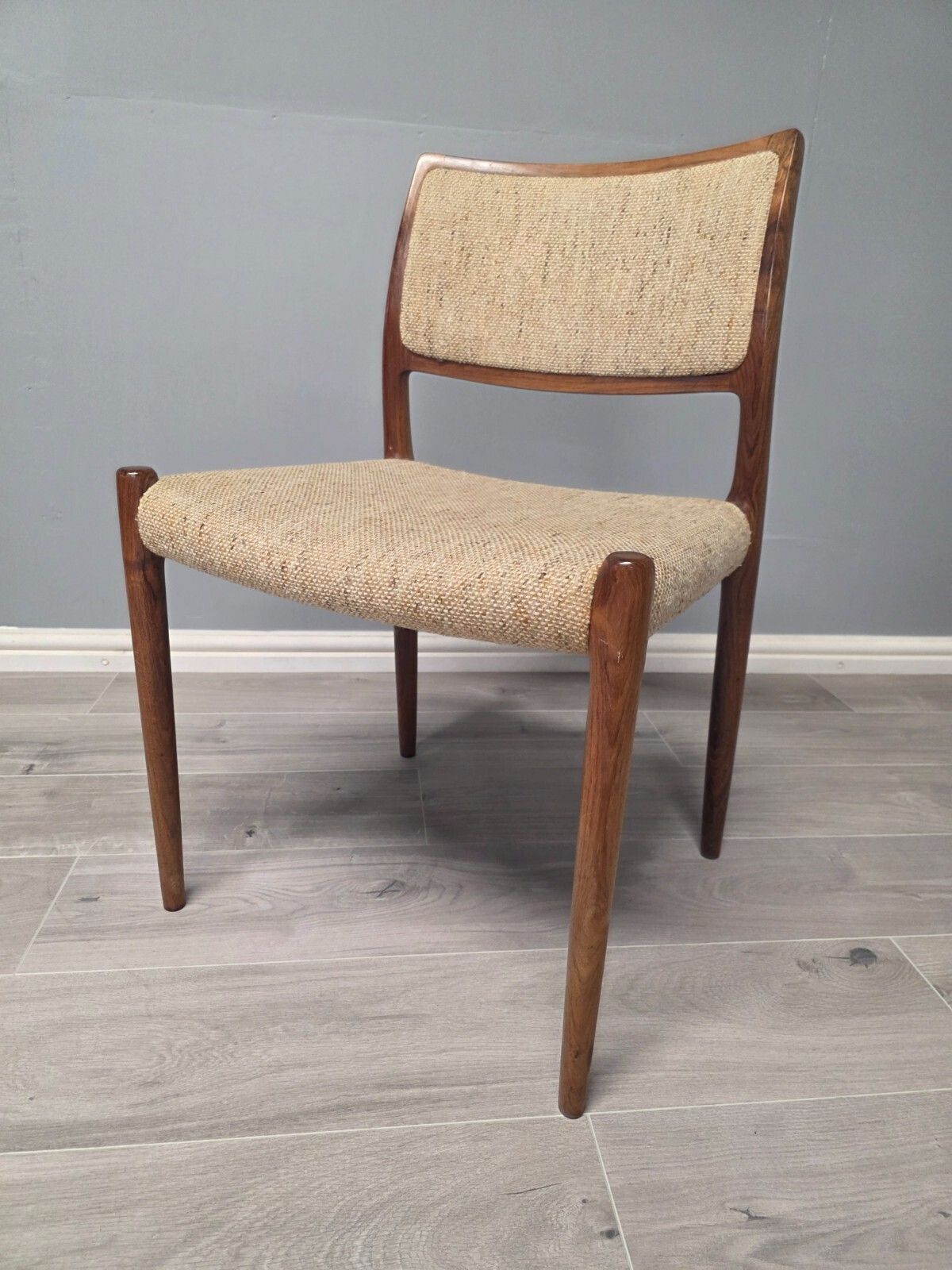 photo vinterior Set Of 8 Danish Rosewood Mid Century Dining Chairs By Niels Otto Moller