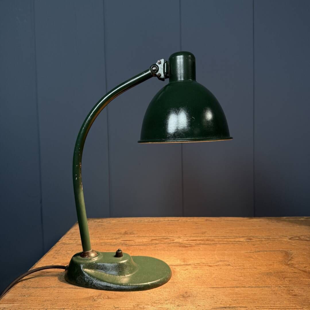 Donkergroene Bauhaus Bureaulamp, Jaren 1930 photo for sale