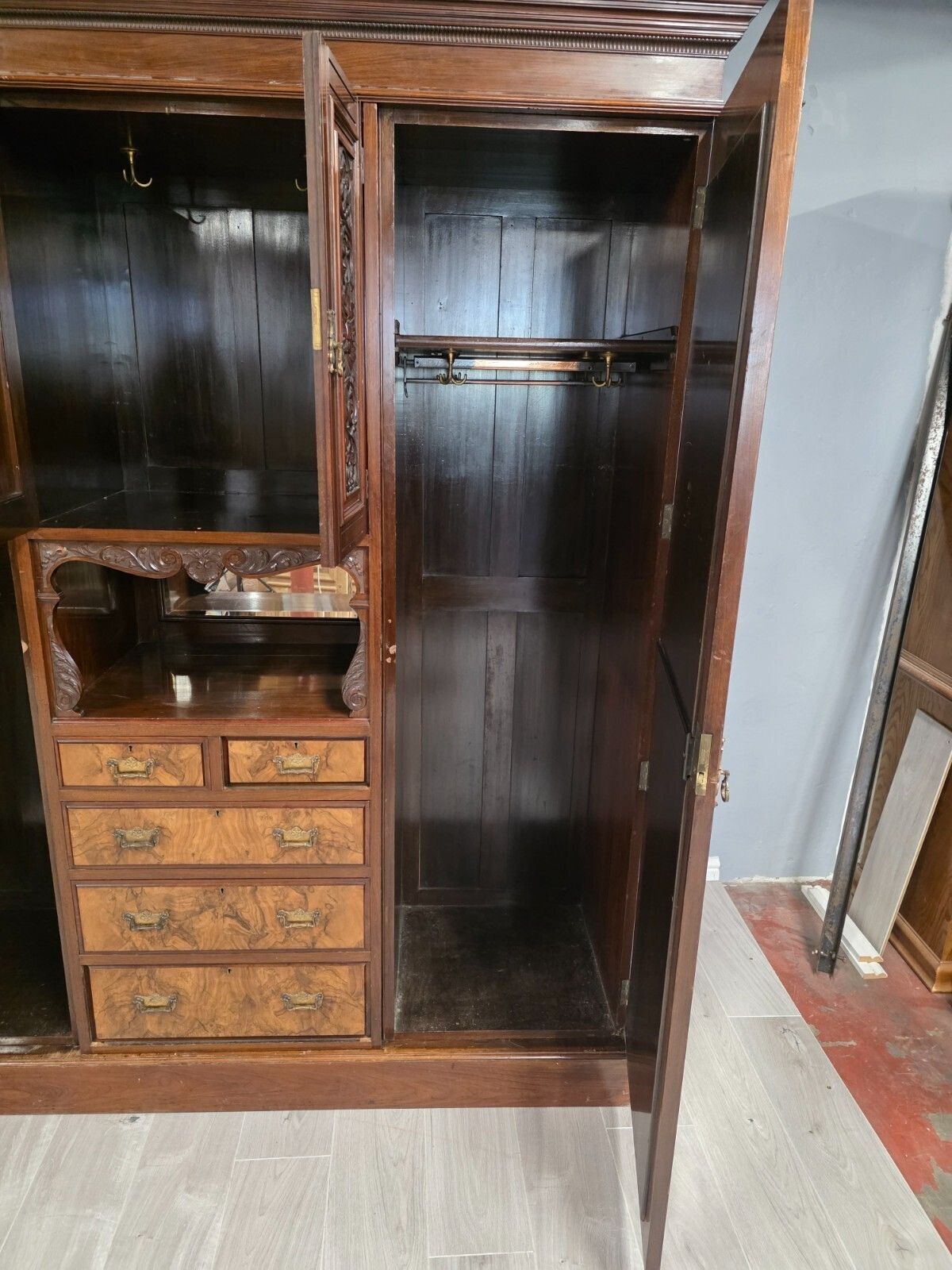 Antique Walnut Late Victorian Princess Combination Wardrobe photo vinterior