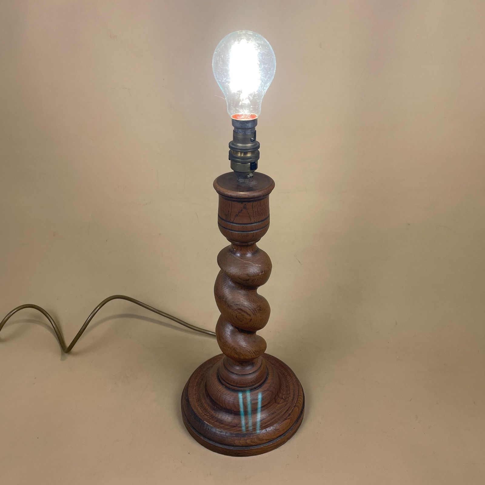 Antique Twisted Wood Lamp Wooden Light Table Brown Twist Ornate Classic Round Base Vintage Side Chunky Cottage Farmhouse photo vintage