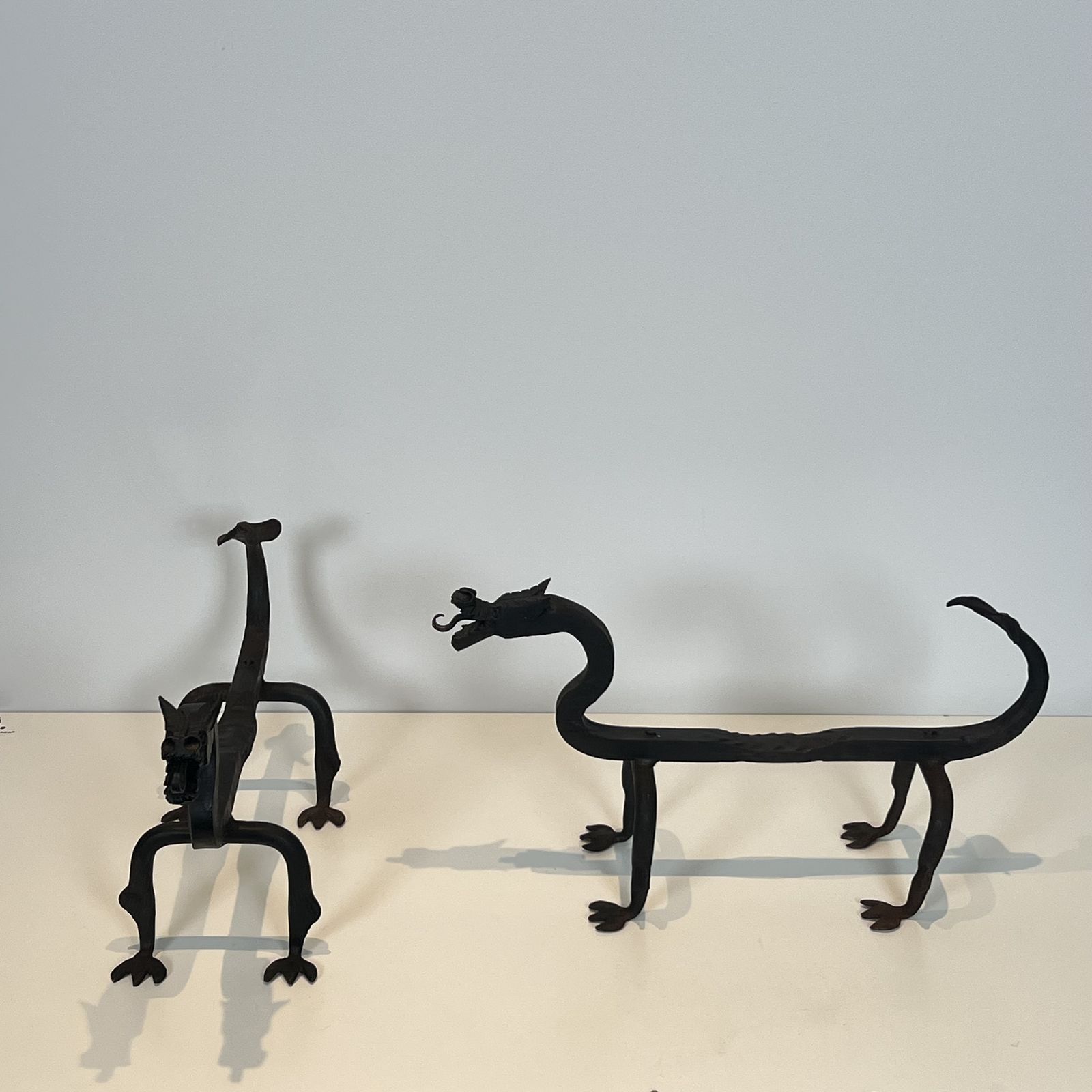 photo vinterior Pair Of Wrought Iron Dragon Andirons