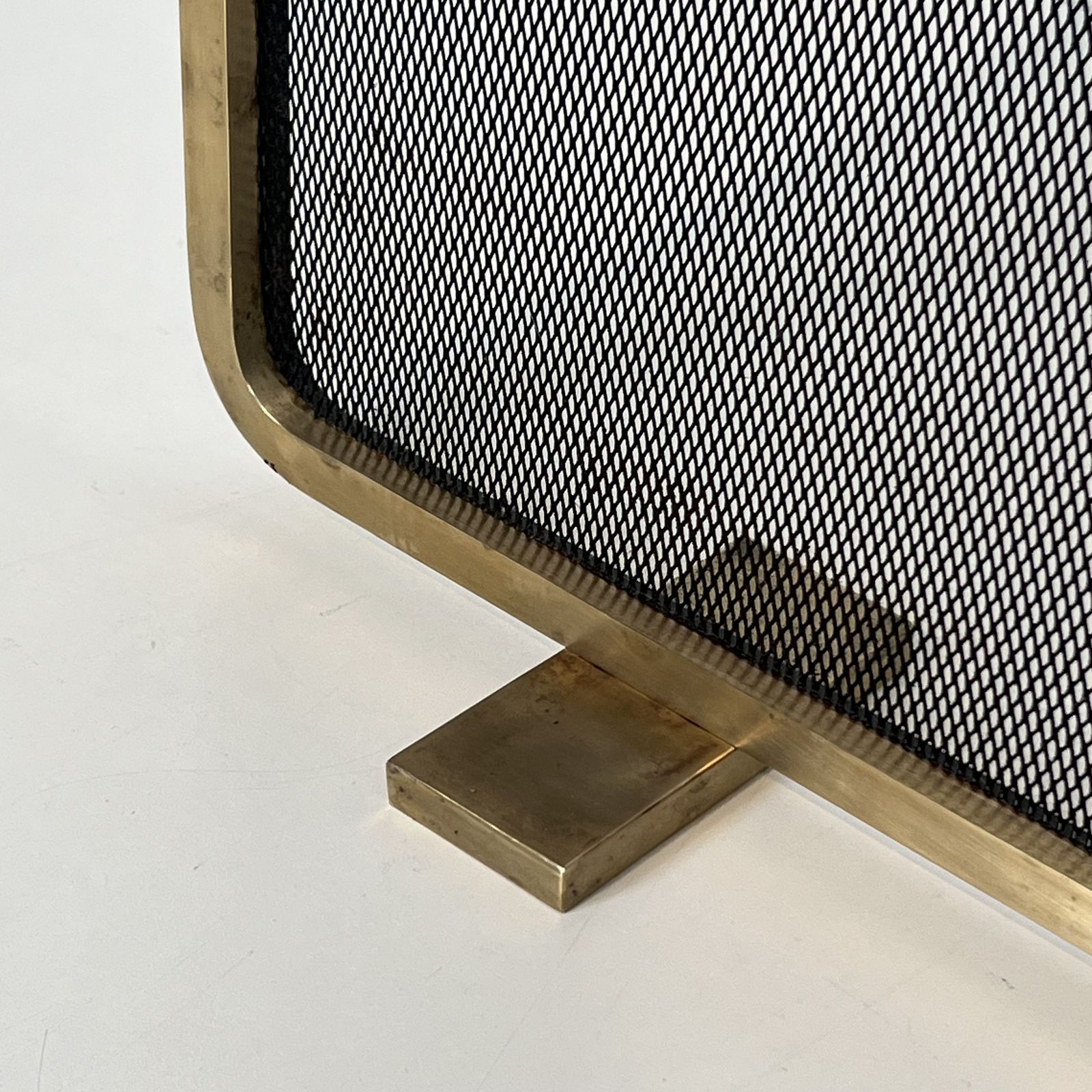 photo for sale Brass And Wire Mesh Fire Screen
