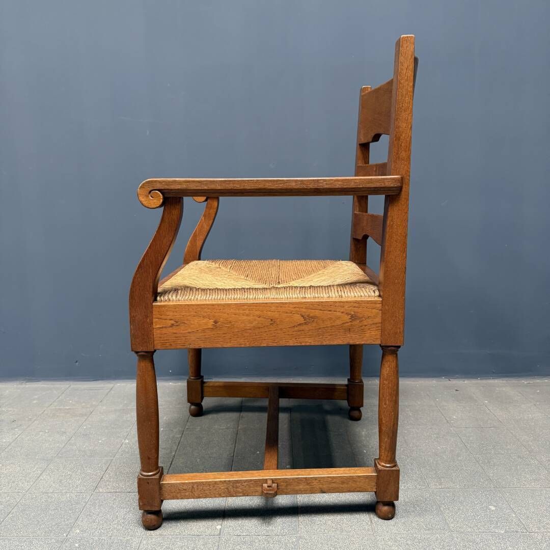 Meubels Set Van Twee Nederlandse Eikenhouten Fauteuils Met Vaste Zitkussens photo