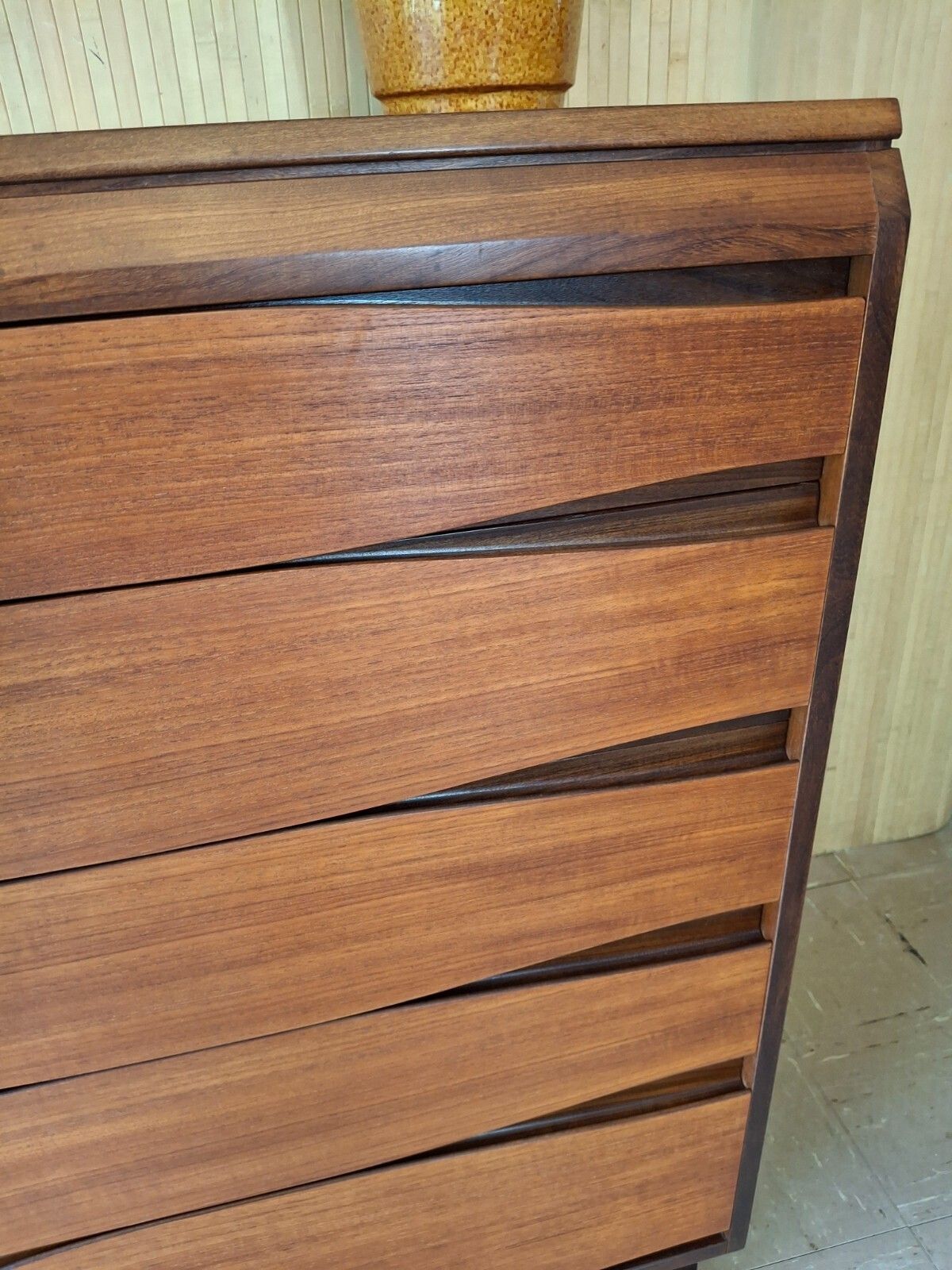 Fab Mid Century Modern White & Newton Teak Tallboy Chest Of 5 Drawers photo vinterior