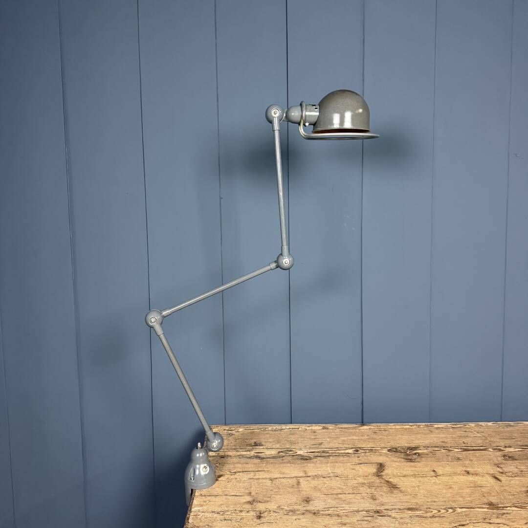 Donkergrijze Driearmstige Jieldé Tafelklemmlamp photo 604.0