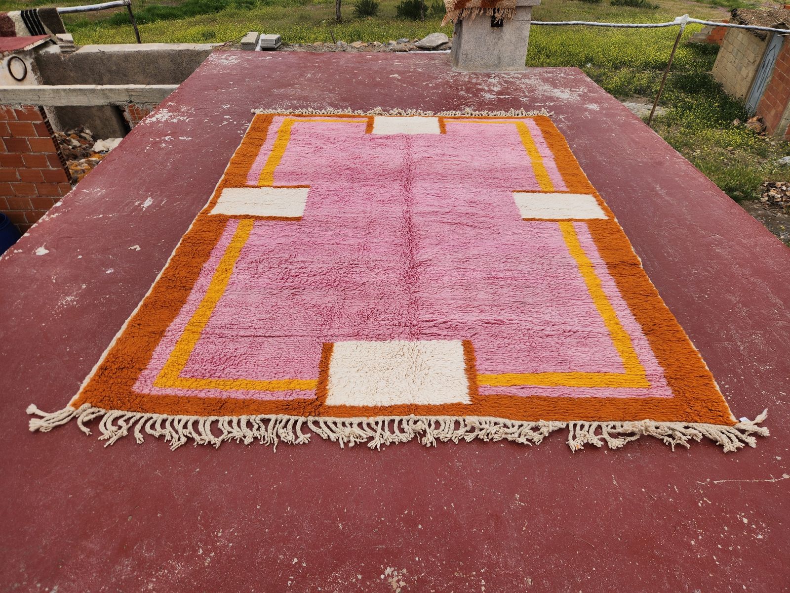 Vintage Beni Ouarain Moroccan Rug 290x210cm – Handmade Wool Berber Carpet In Pink & Terracotta photo for sale